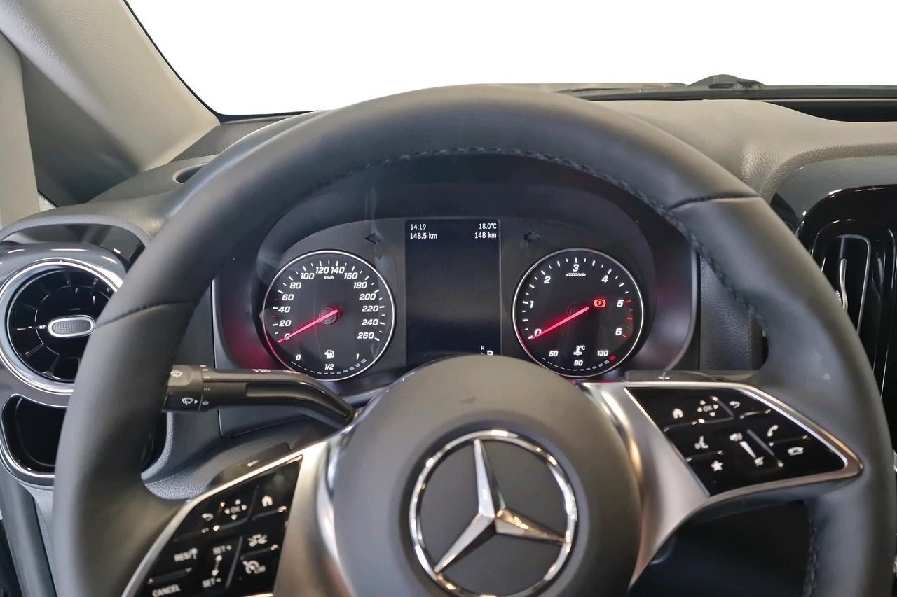 Mercedes-Benz Vito 2027, photo 7/16