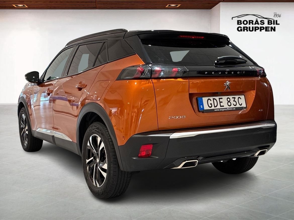 Peugeot 2008 GT PT 130 A 5-d SUV 2023, kuva 2/16