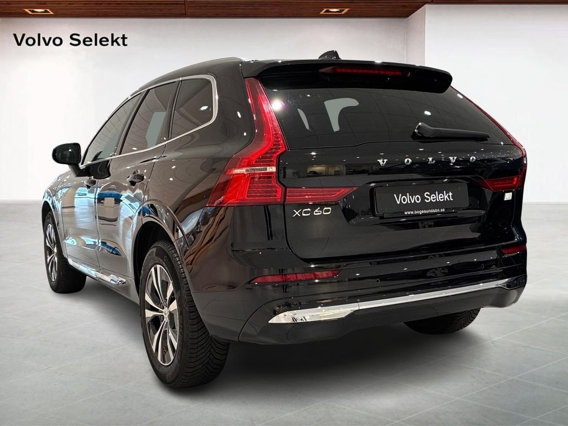 Volvo XC60 Recharge T6 Core Edition 2023, kuva 2/20