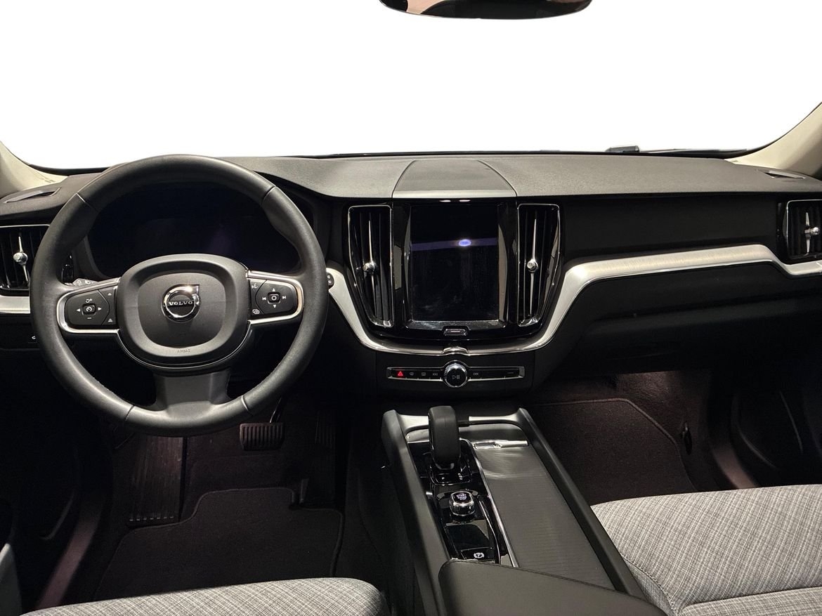 Volvo XC60 Recharge T6 Core Edition 2023, kuva 5/20