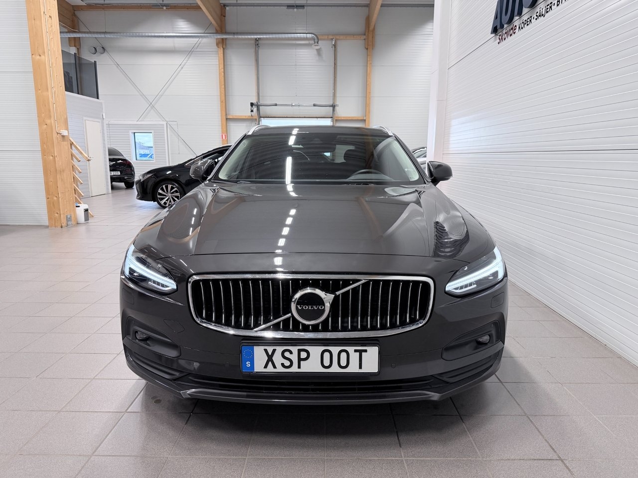 Volvo V90 2021, bild 2/10