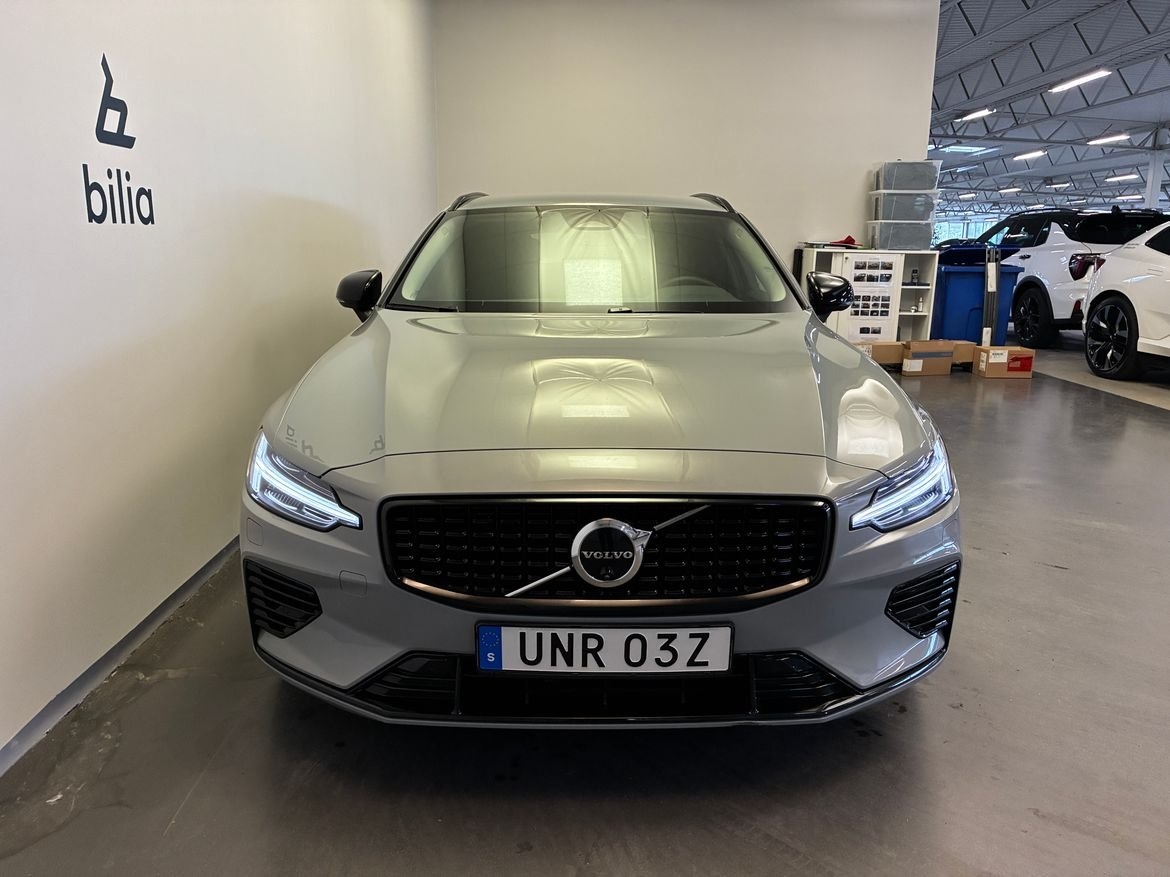 Volvo V60 2025, bild 2/10