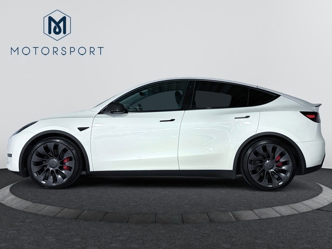 Tesla Model Y Performance 534 hk DRAG 2024, bild 4/23
