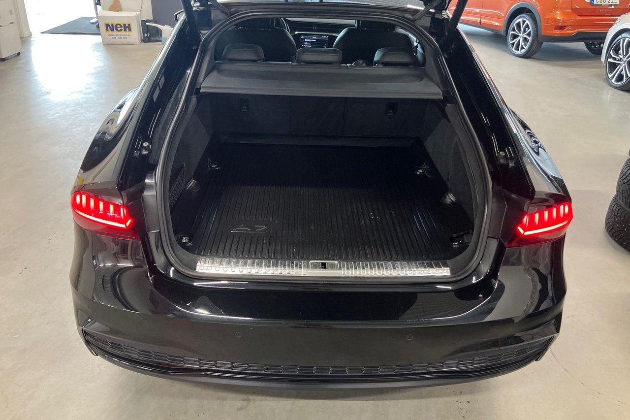 Audi A7 2021, kuva 7/10