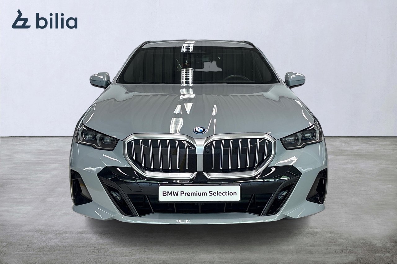 BMW 530 e xDrive Touring M-Sport 2026, bild 5/10