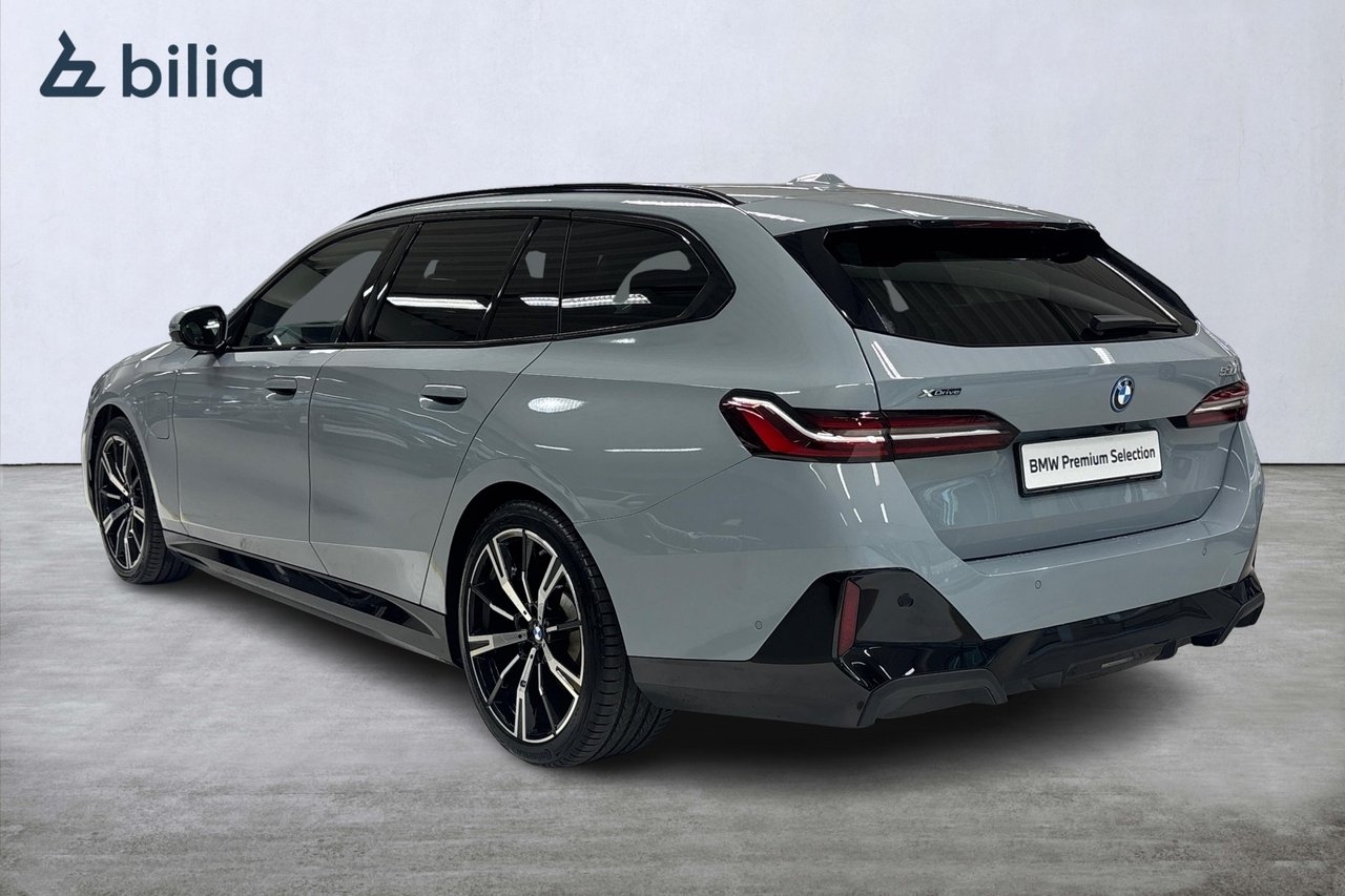 BMW 530 e xDrive Touring M-Sport 2026, bild 2/10