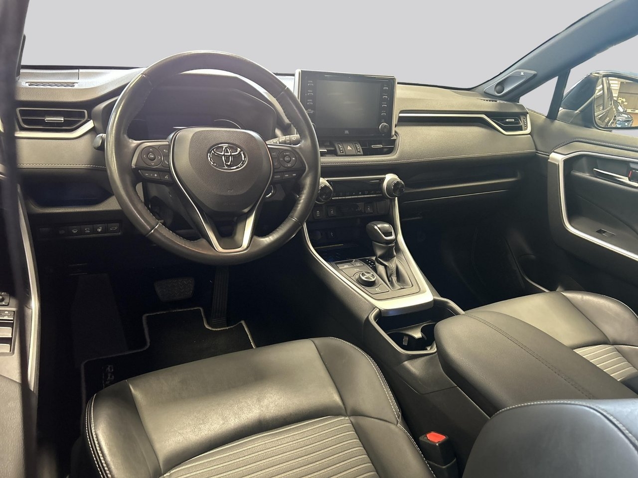 Toyota RAV4 2021, kuva 7/10