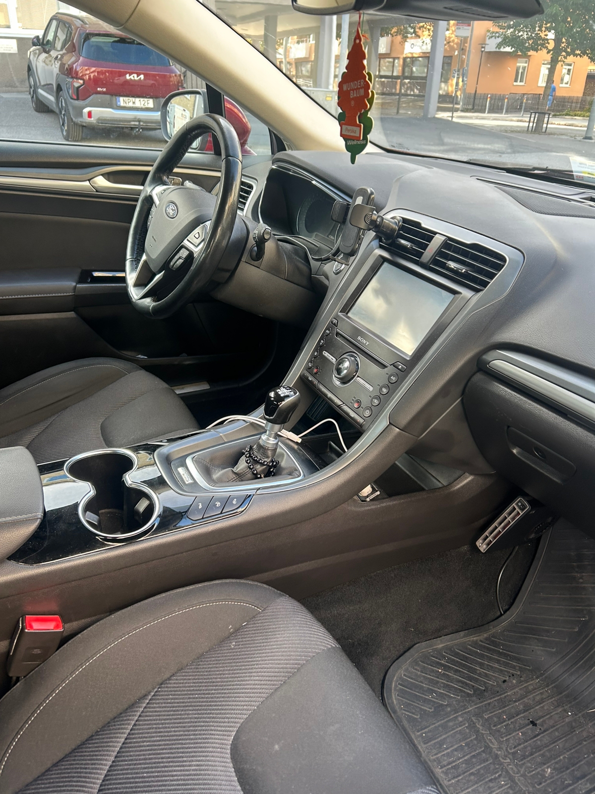 Ford Mondeo 1.5 EcoBoost Manuell 2015, bild 6/10