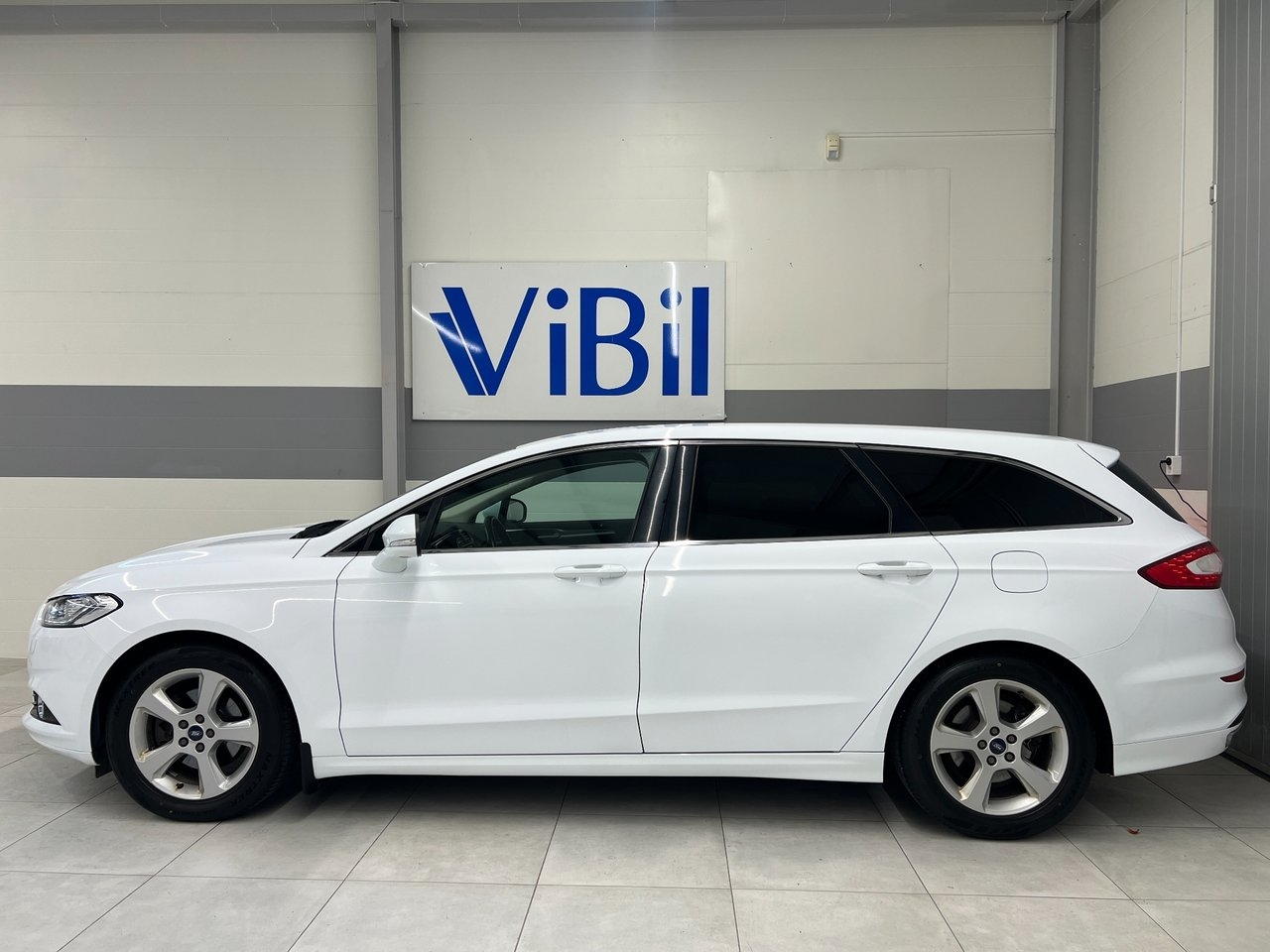 Ford Mondeo 2016, bild 3/10