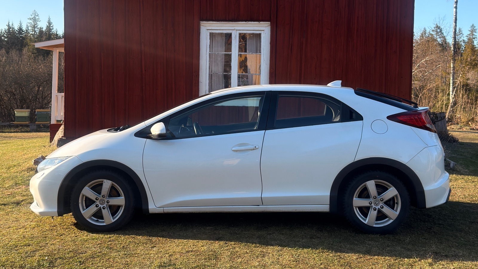 Honda Civic 1.6 i-DTEC Manuell 2014, bild 2/9
