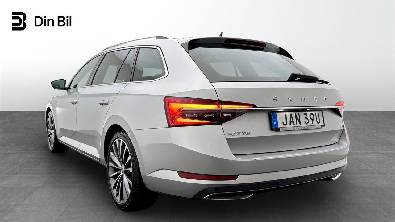 Skoda Superb 2024, bild 3/10