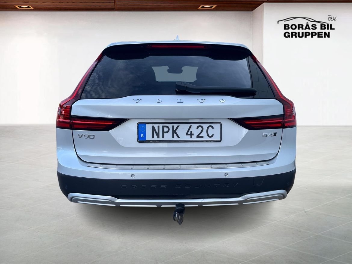 Volvo V90 Cross Country 2022, kuva 7/16