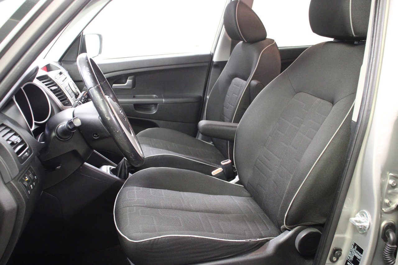 Kia Venga 2013, bild 7/10