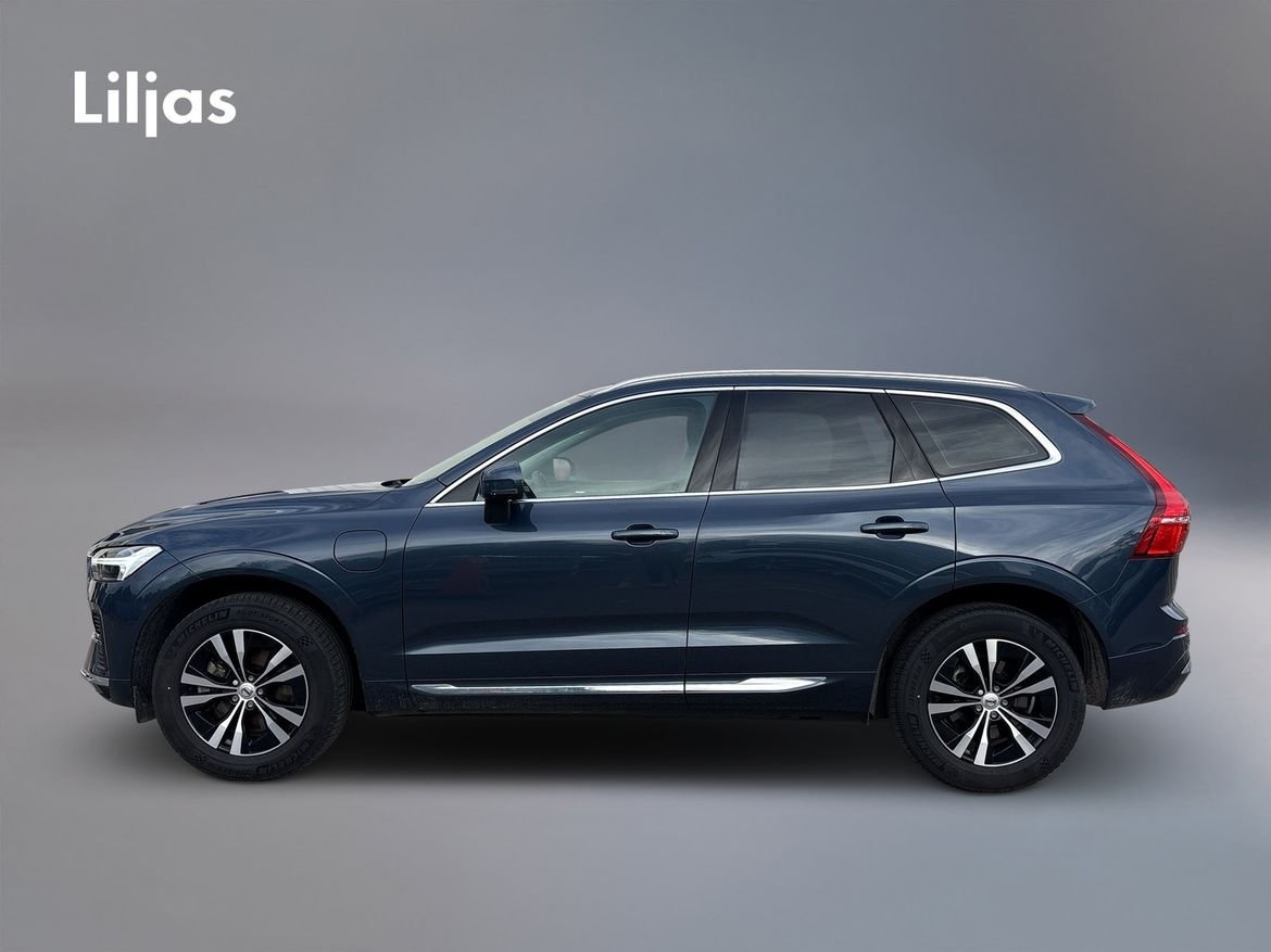 Volvo XC60 T6 AWD Core Special Edition 2025, bild 4/5