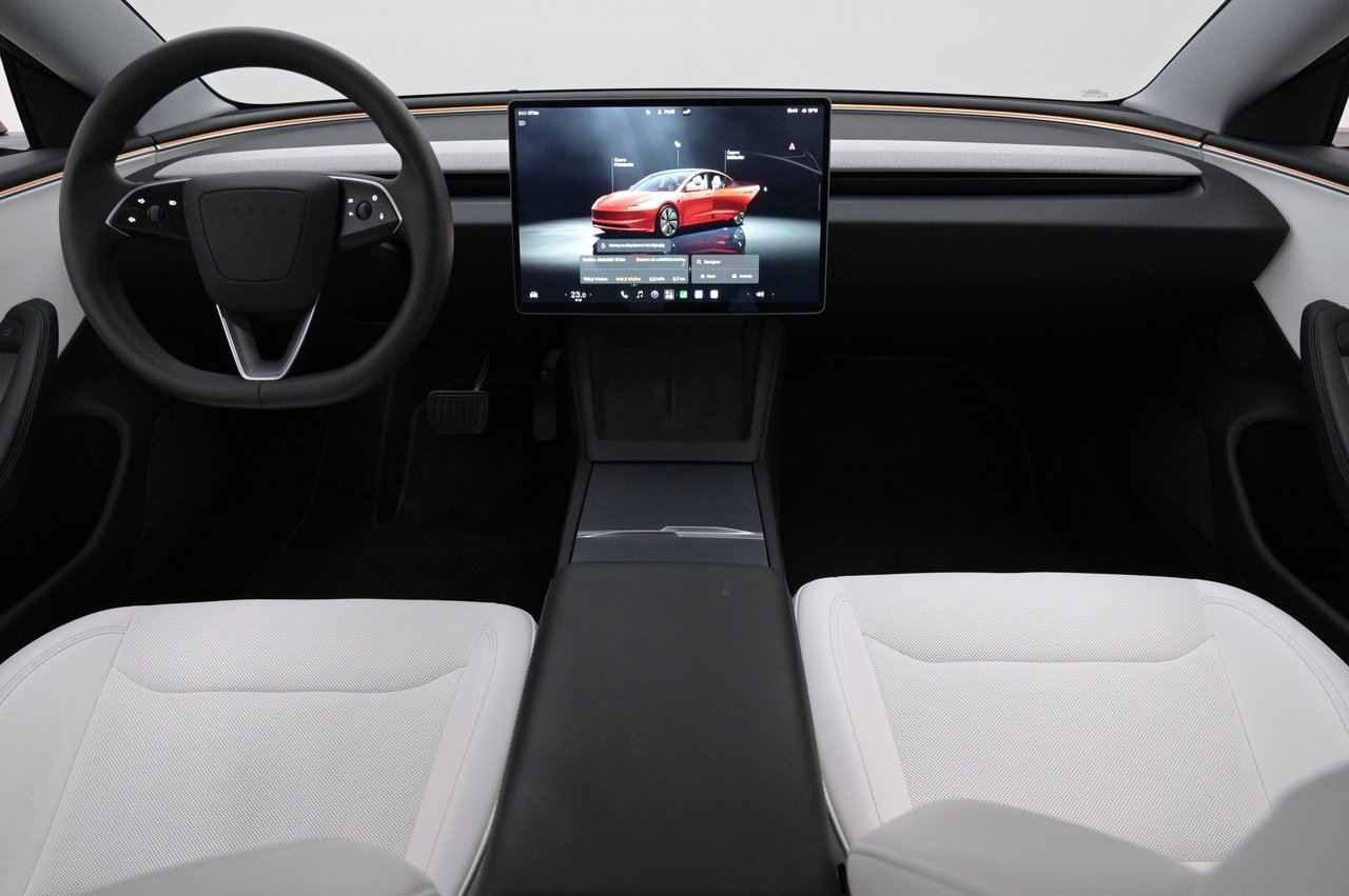 Tesla Model 3 2024, bild 6/10