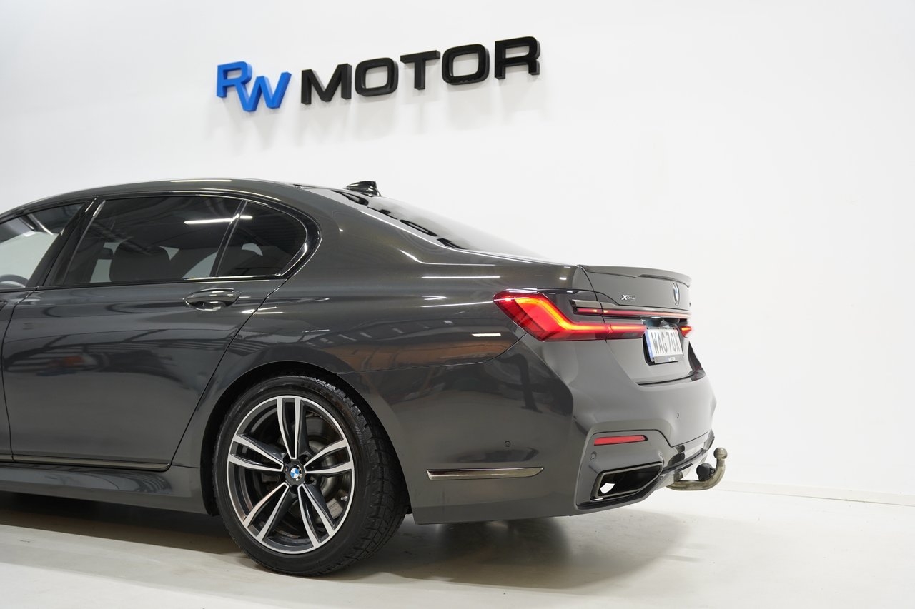BMW 750 2021, bild 6/10