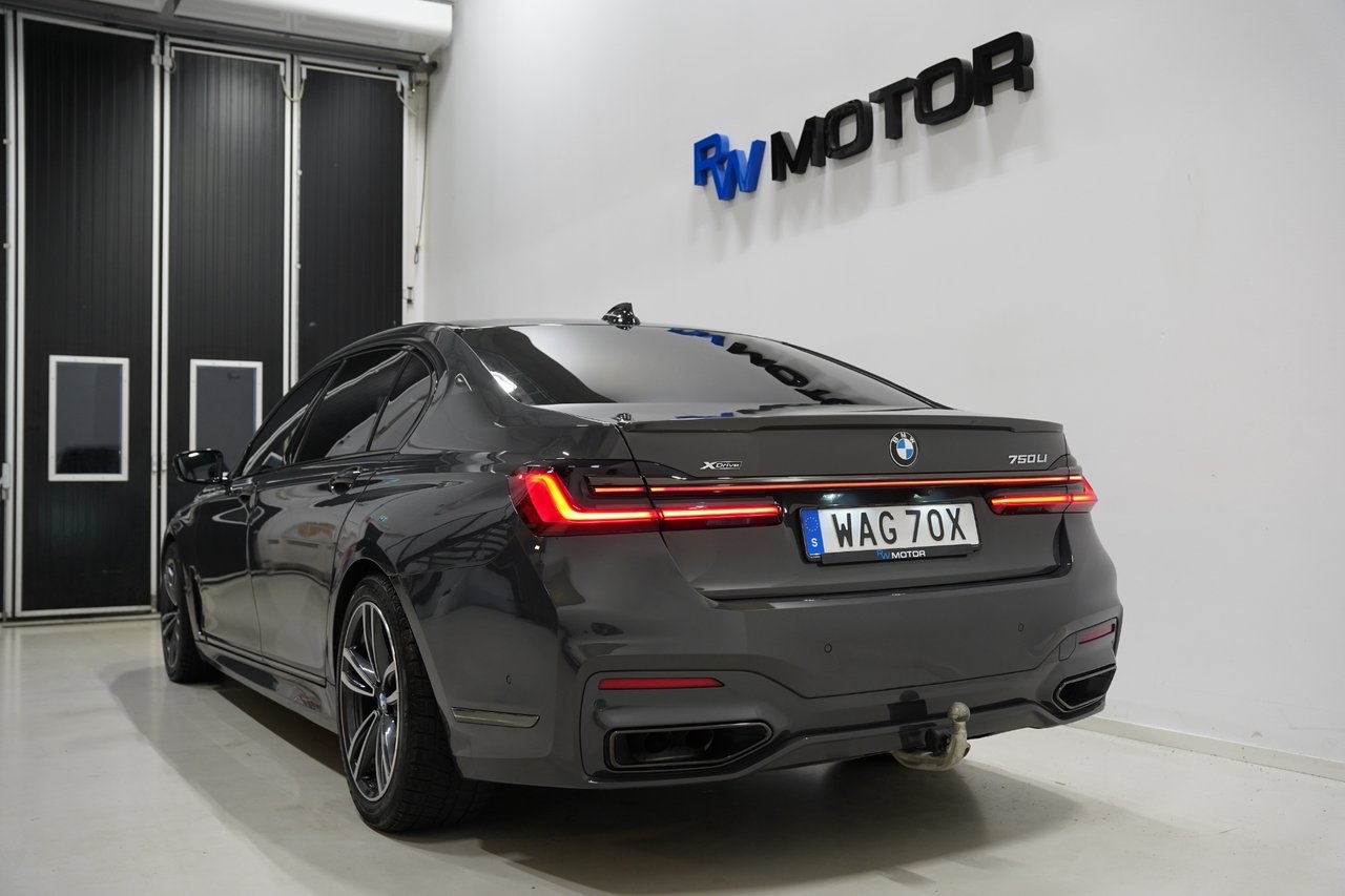 BMW 750 2021, bild 7/10