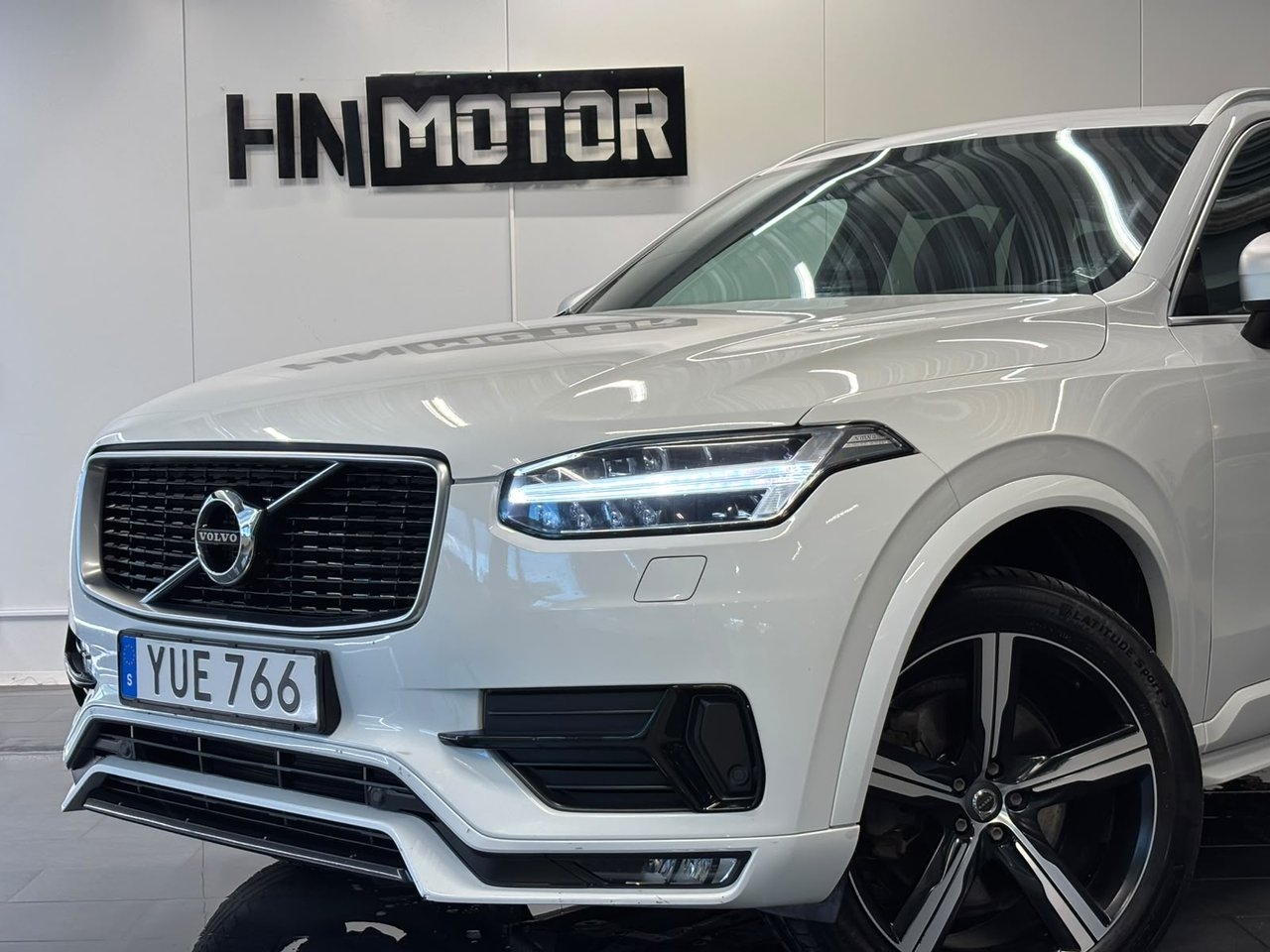 Volvo XC90 D5 AWD Geartronic R-Design 2018, bild 2/10