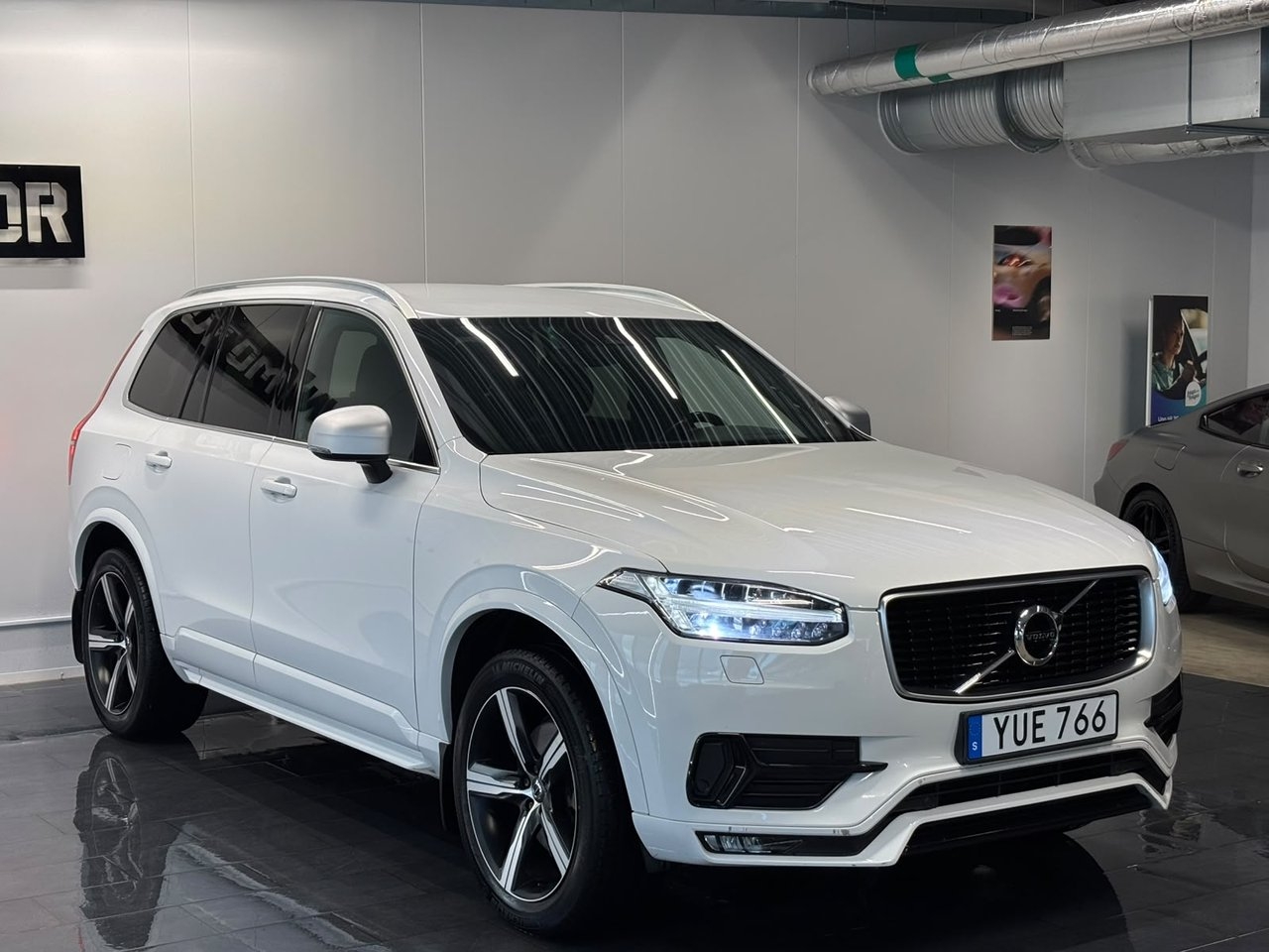 Volvo XC90 D5 AWD Geartronic R-Design 2018, bild 5/10