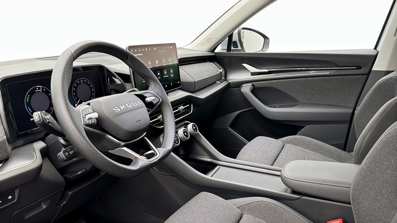 Skoda Kodiaq Selection TSI 204 iV DSG 2025, kuva 7/10