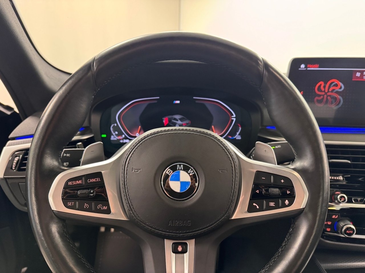 BMW 520 2023, bild 7/10