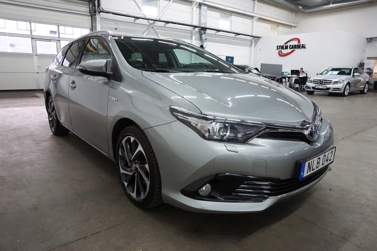 Toyota Auris 2016, bild 6/10