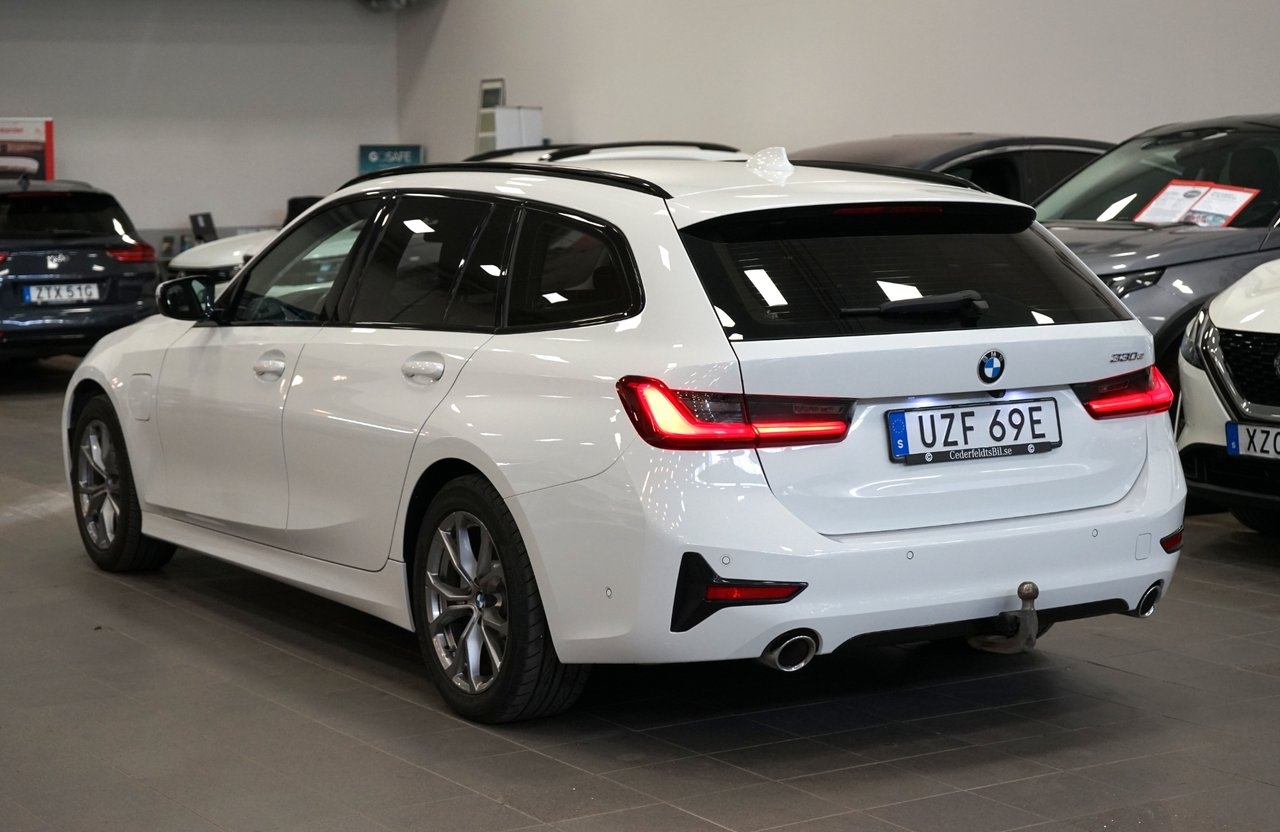 BMW 330 2021, photo 4/10