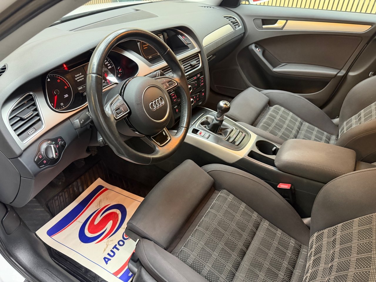 Audi A4 2014, bild 7/10