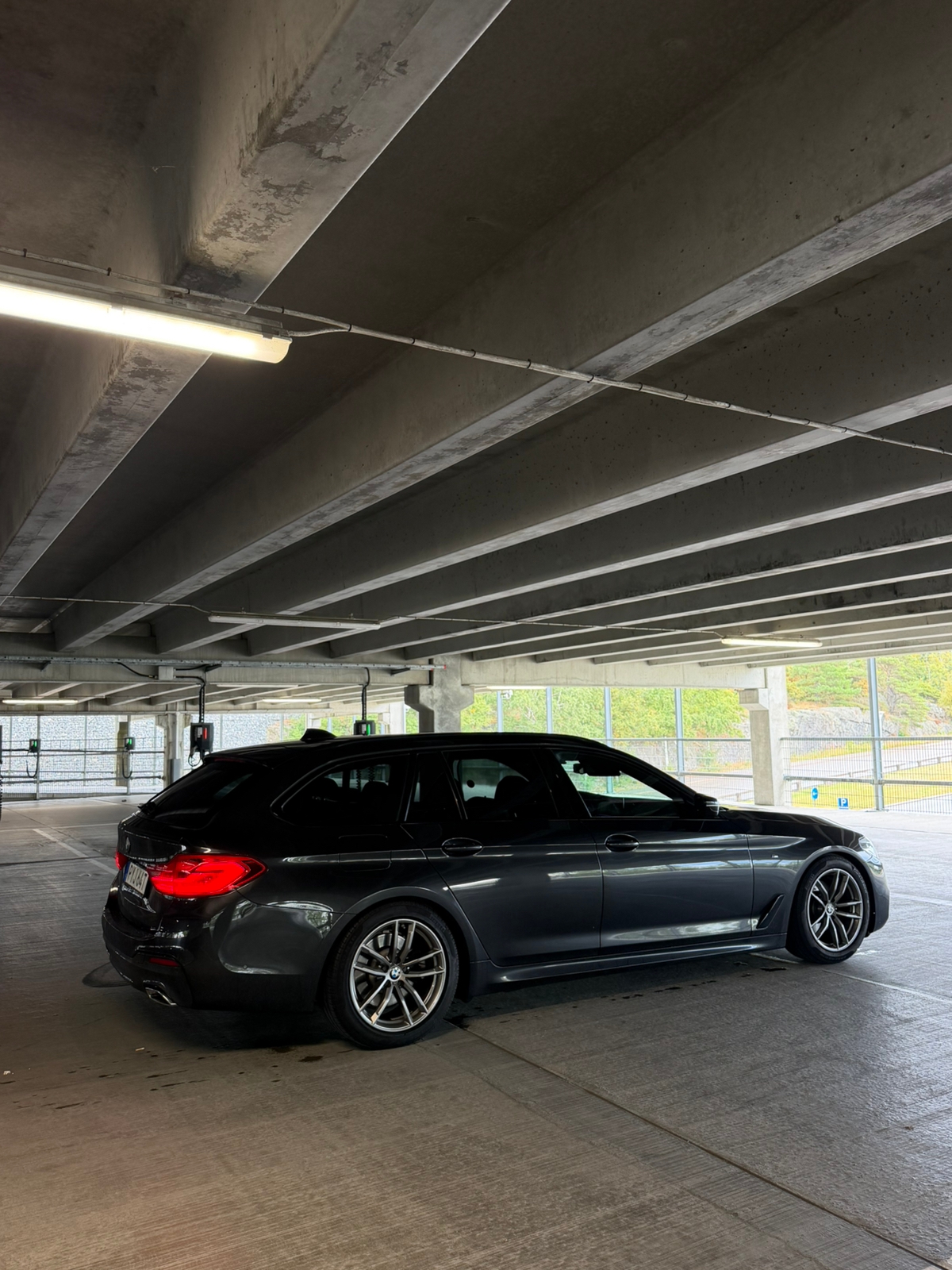 BMW 520 d Touring Steptronic 2020, bild 3/3