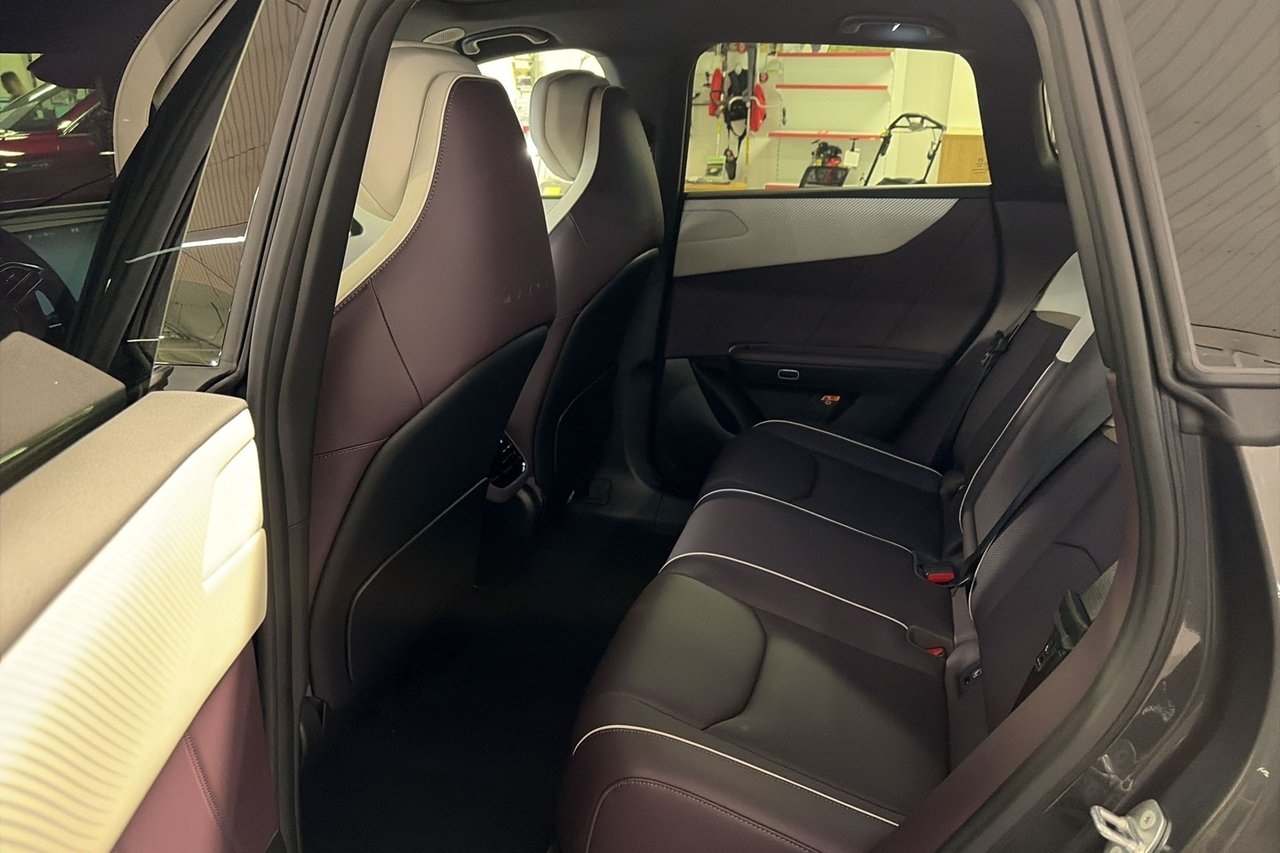 Mazda CX-6e 2026, bild 7/10
