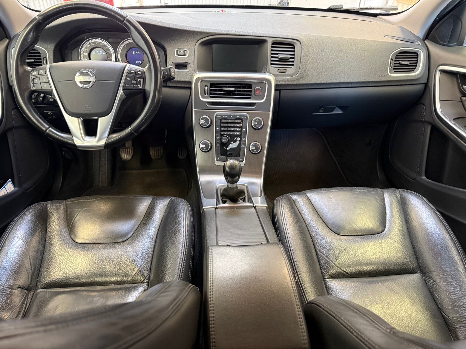 Volvo V60 DRIVe Manuell 2012, kuva 4/5