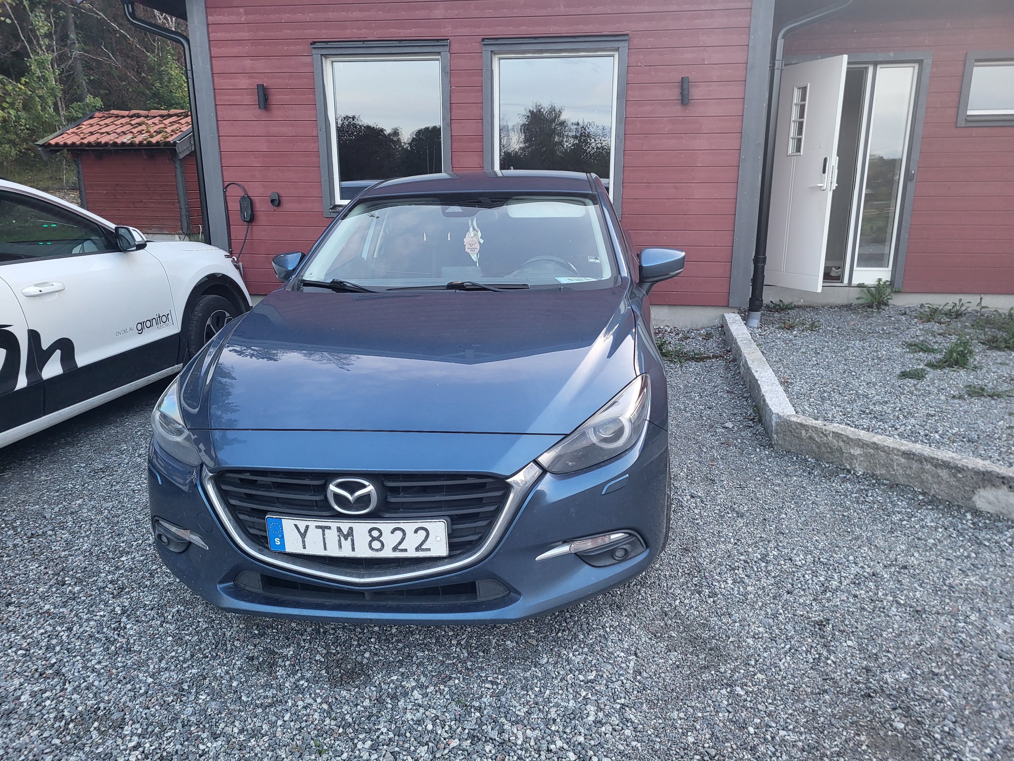Mazda 3 Sport 2.0 SKYACTIV-G Manuell 2017, photo 2/3
