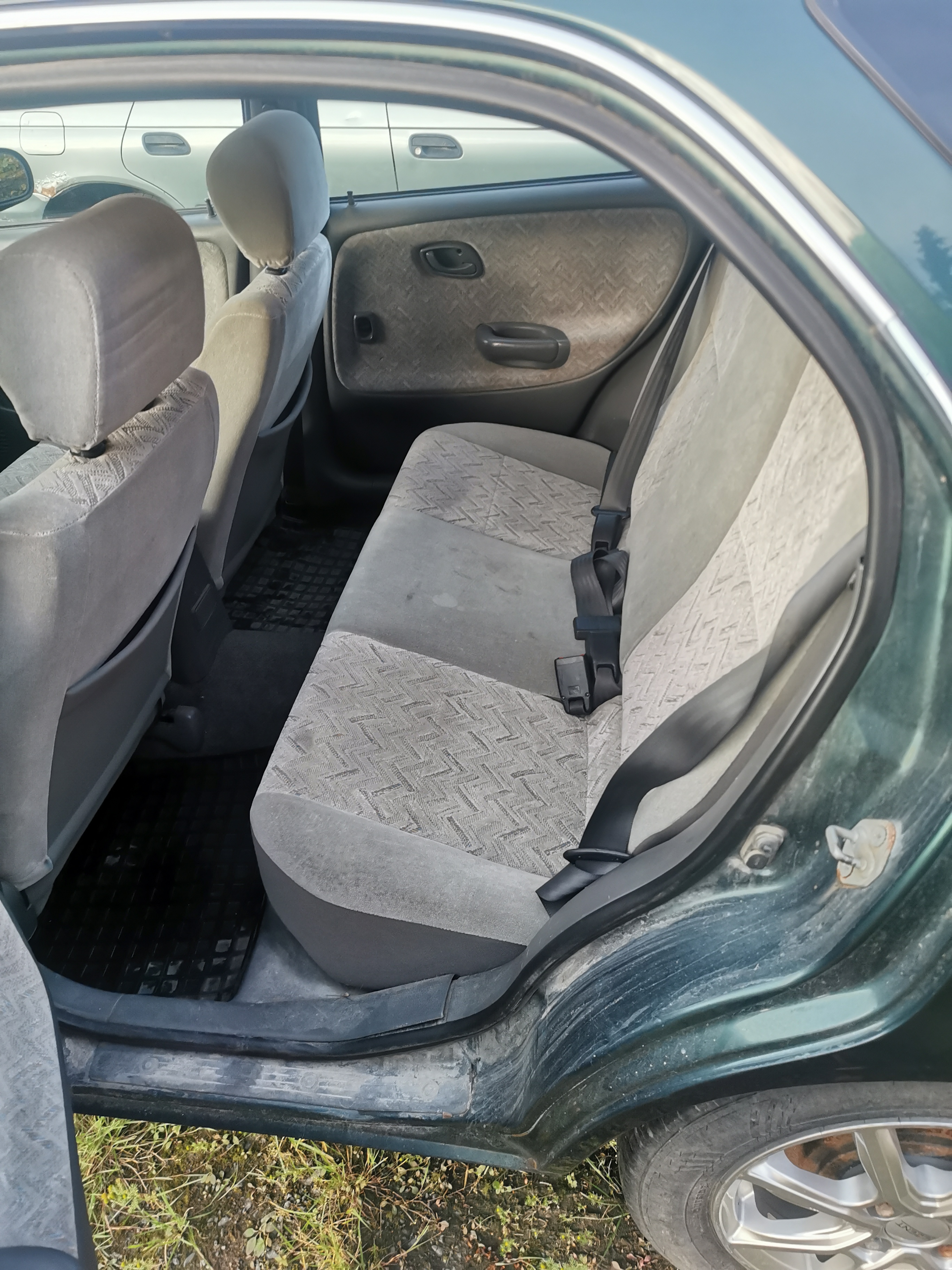 Suzuki Baleno 1999, bild 5/5