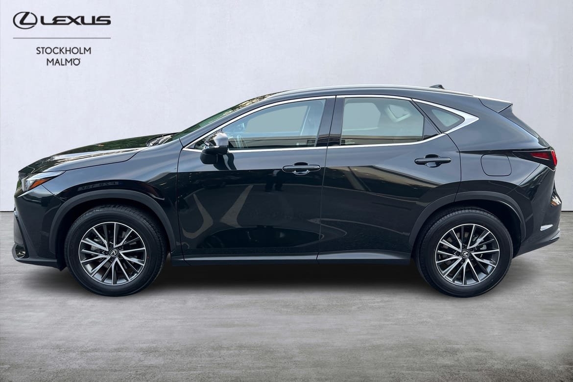Lexus NX 350h Comfort 242hk Drag P-värm 2025, bild 3/10