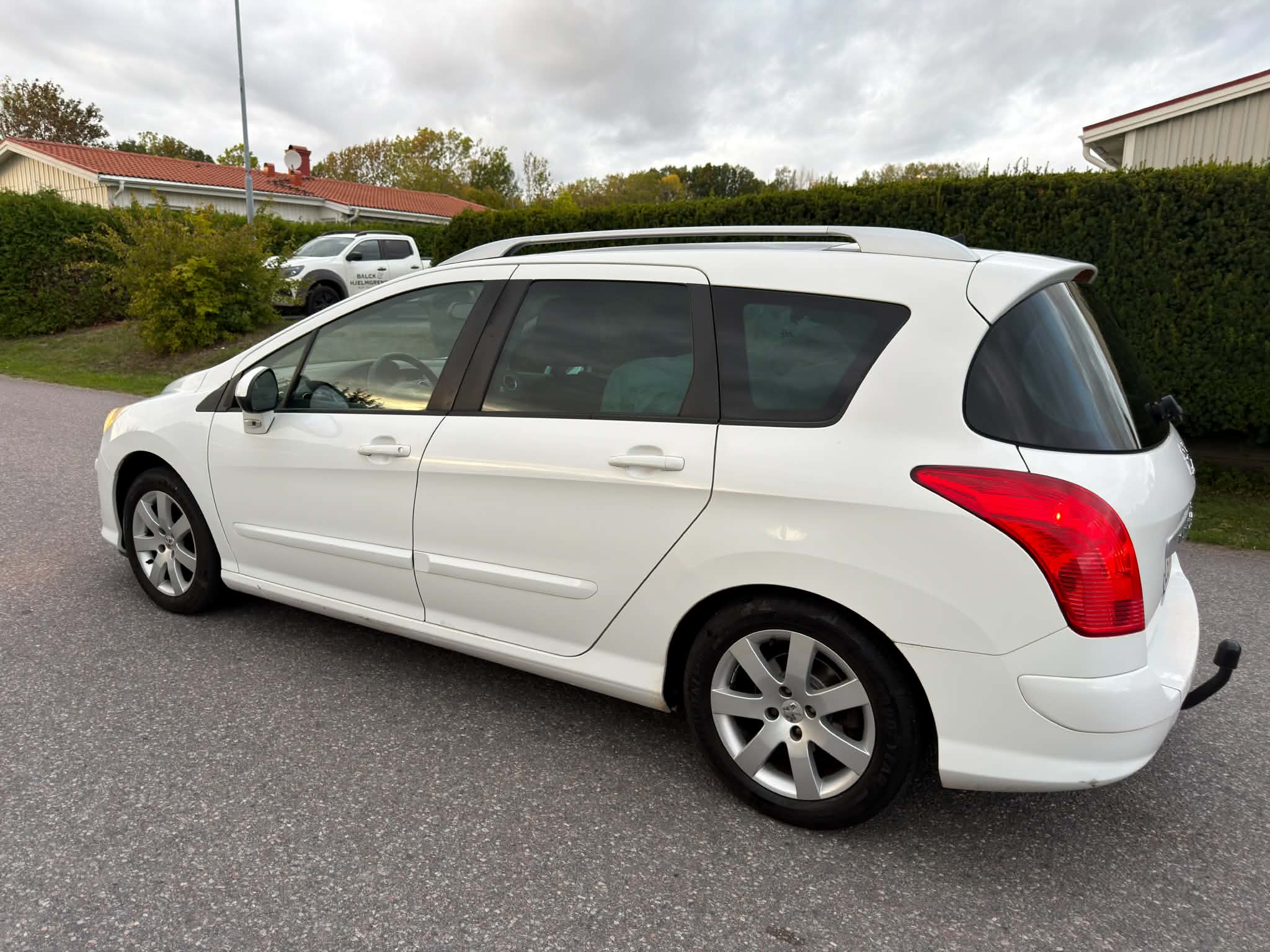 Peugeot 308 SW 1.6 HDi 2011, bild 3/9