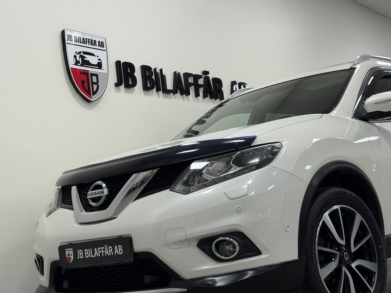Nissan X-Trail 2015, bild 2/10