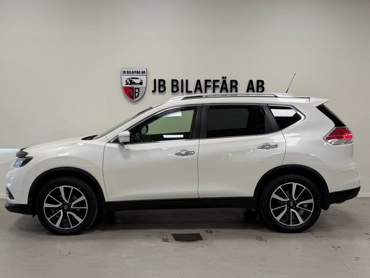 Nissan X-Trail 2015, bild 7/10