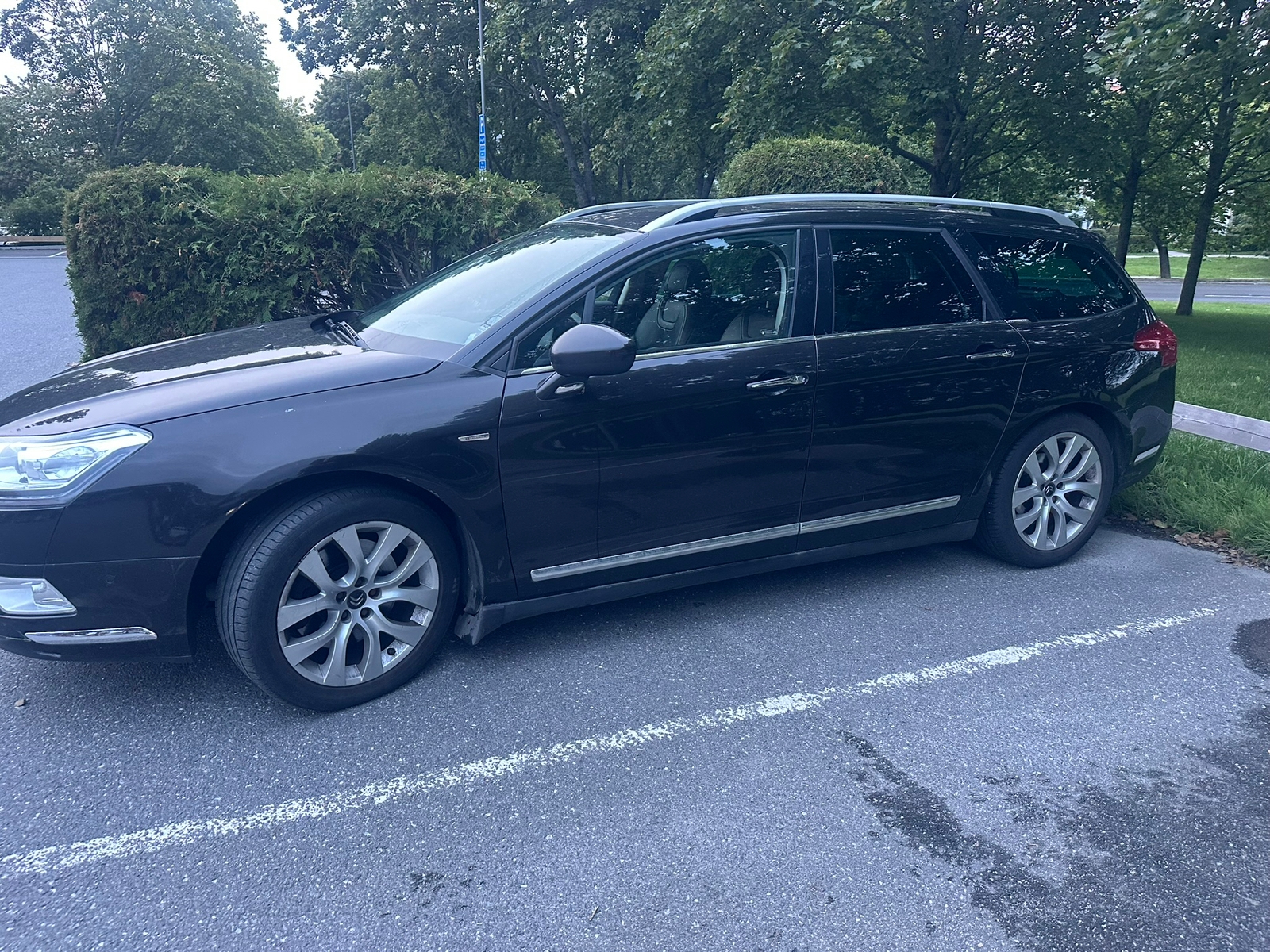 Citroen C5 Tourer 2.2 HDi Automatisk 2012, bild 2/9