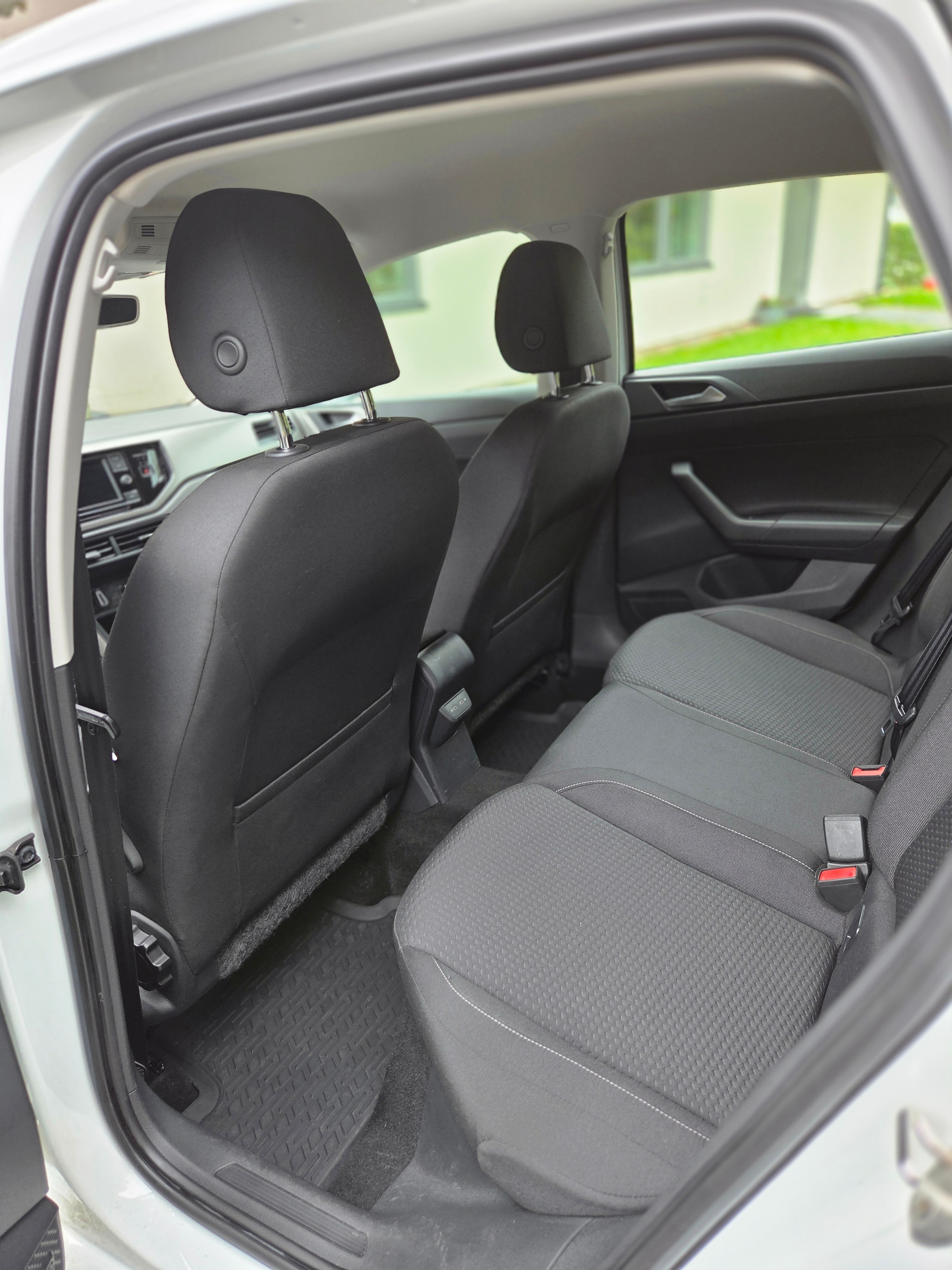 Volkswagen Polo 2020, bild 4/4