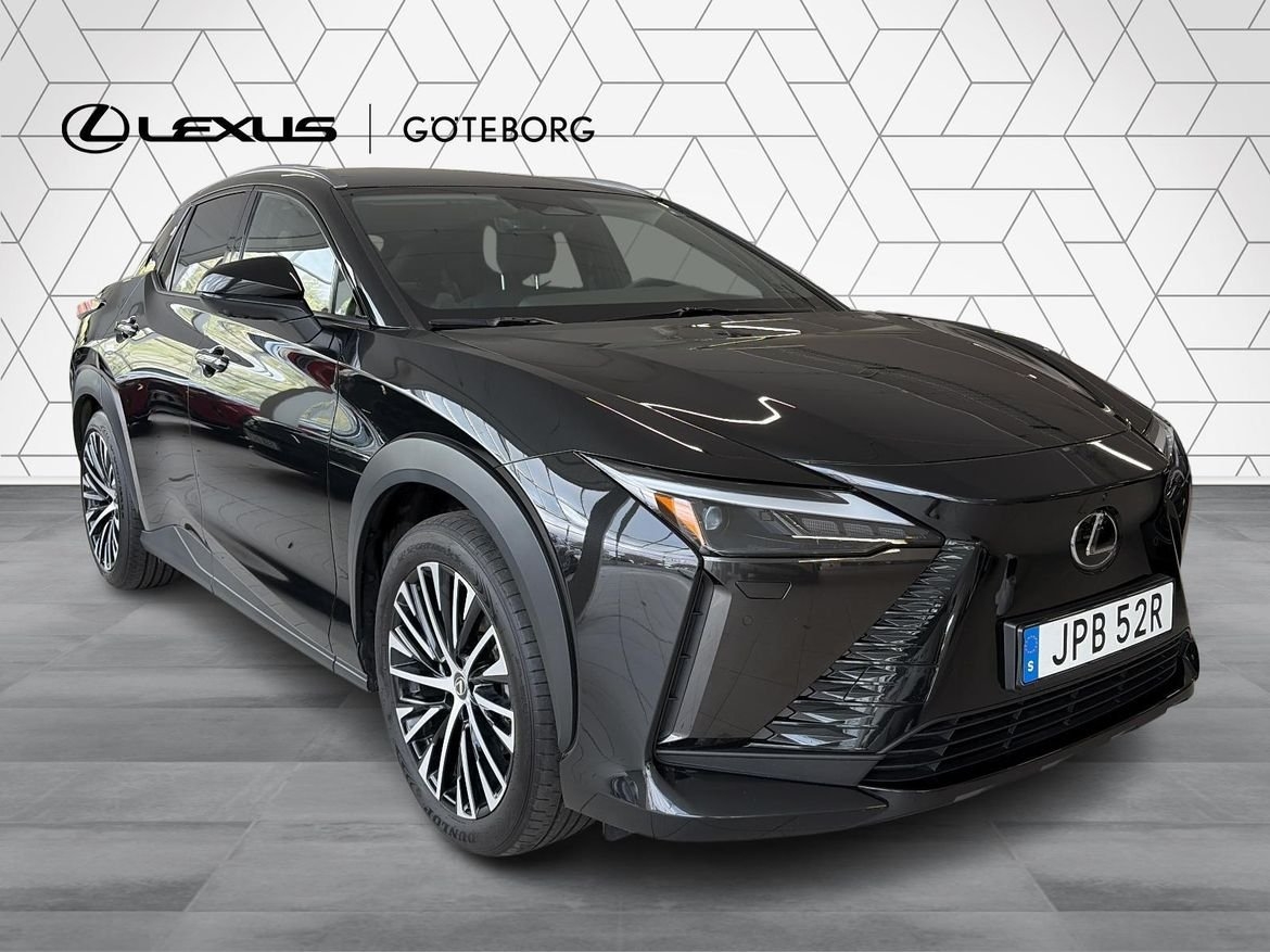 Lexus RZ