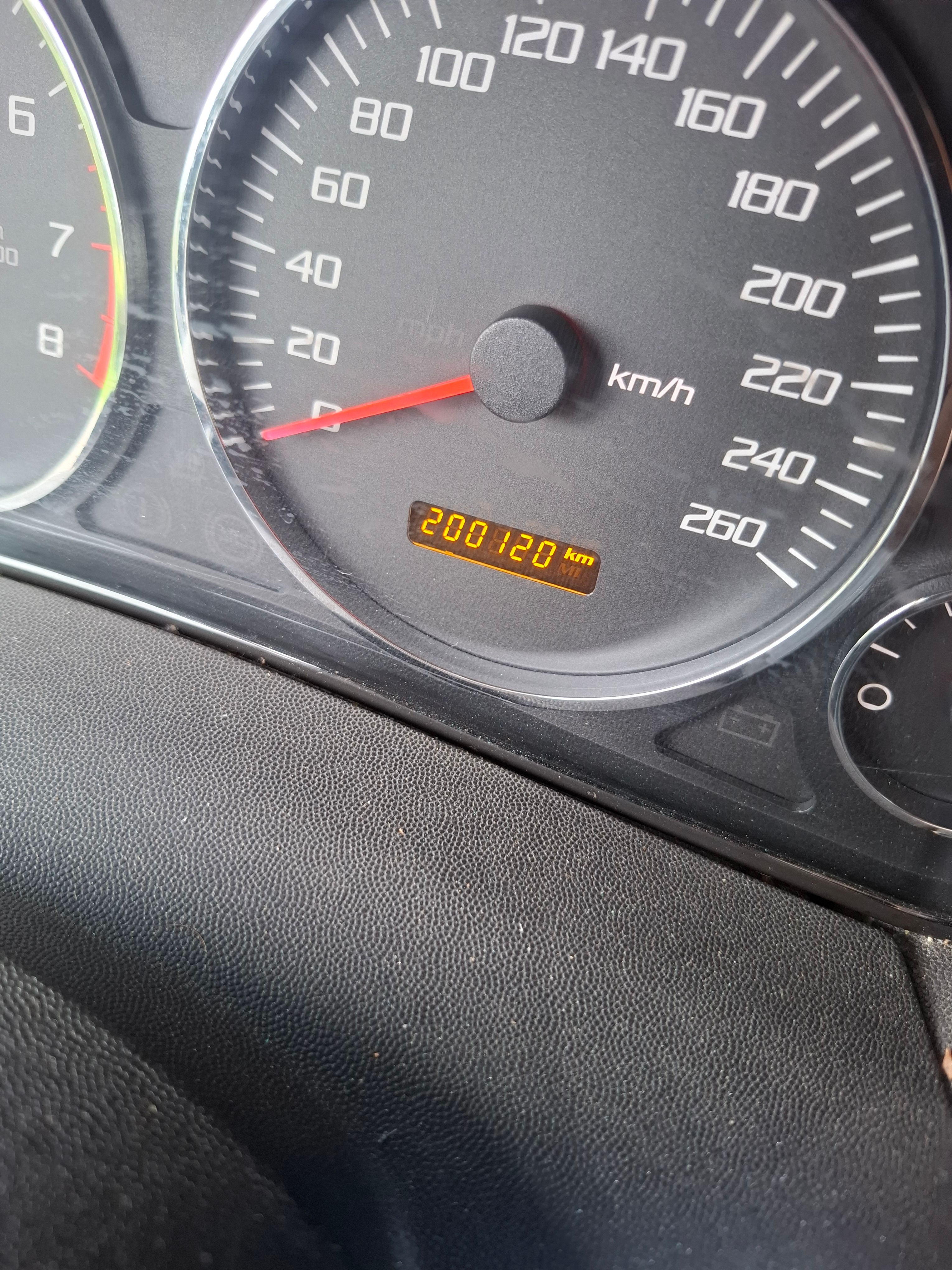 Cadillac SRX (EU) 3.6 V6 AWD Hydra-Matic 2005, bild 3/4