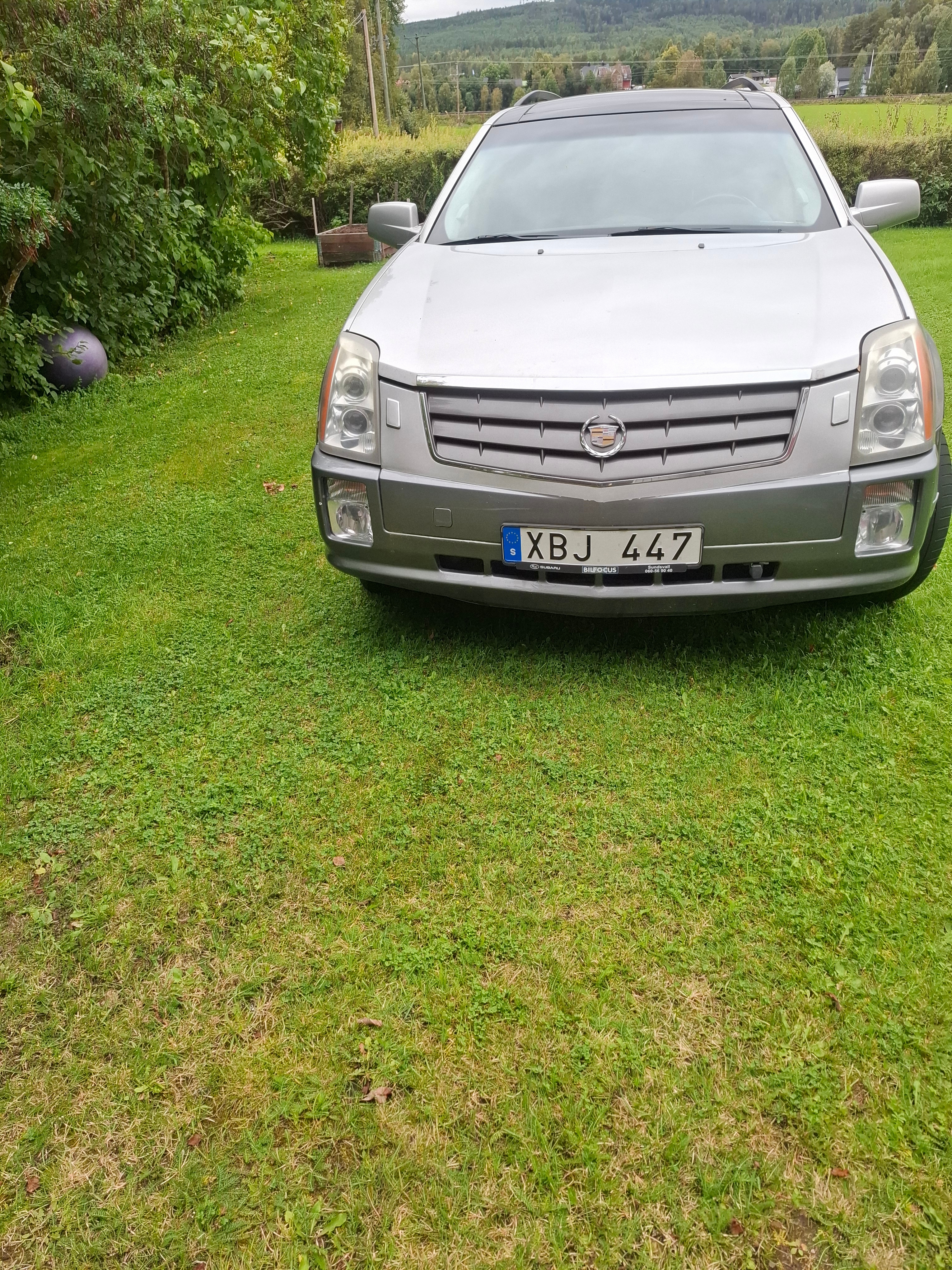 Cadillac SRX (EU) 3.6 V6 AWD Hydra-Matic 2005, bild 2/4