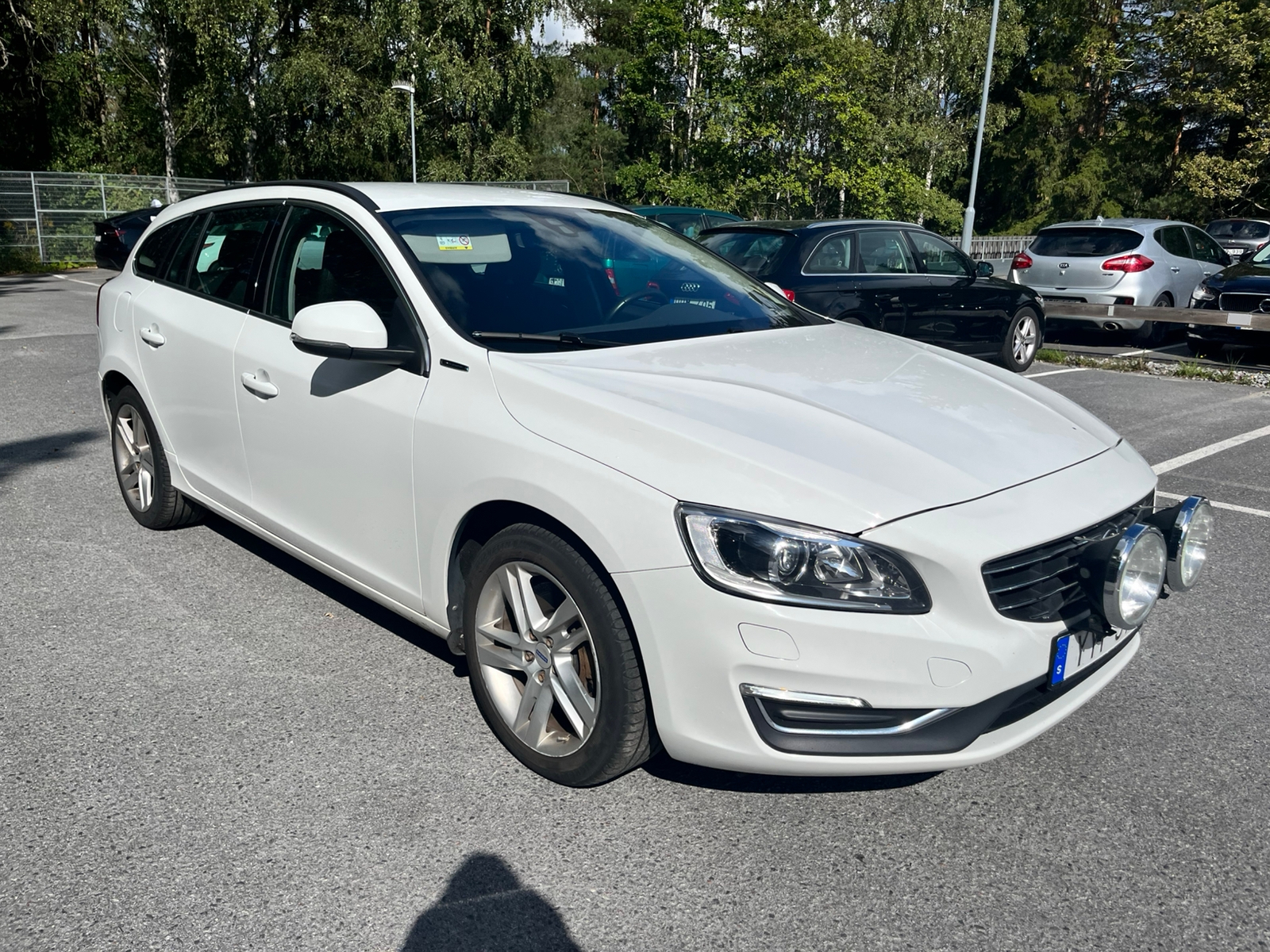 Volvo V60 D5 Twin Engine AWD Geartronic 2018, bild 2/10