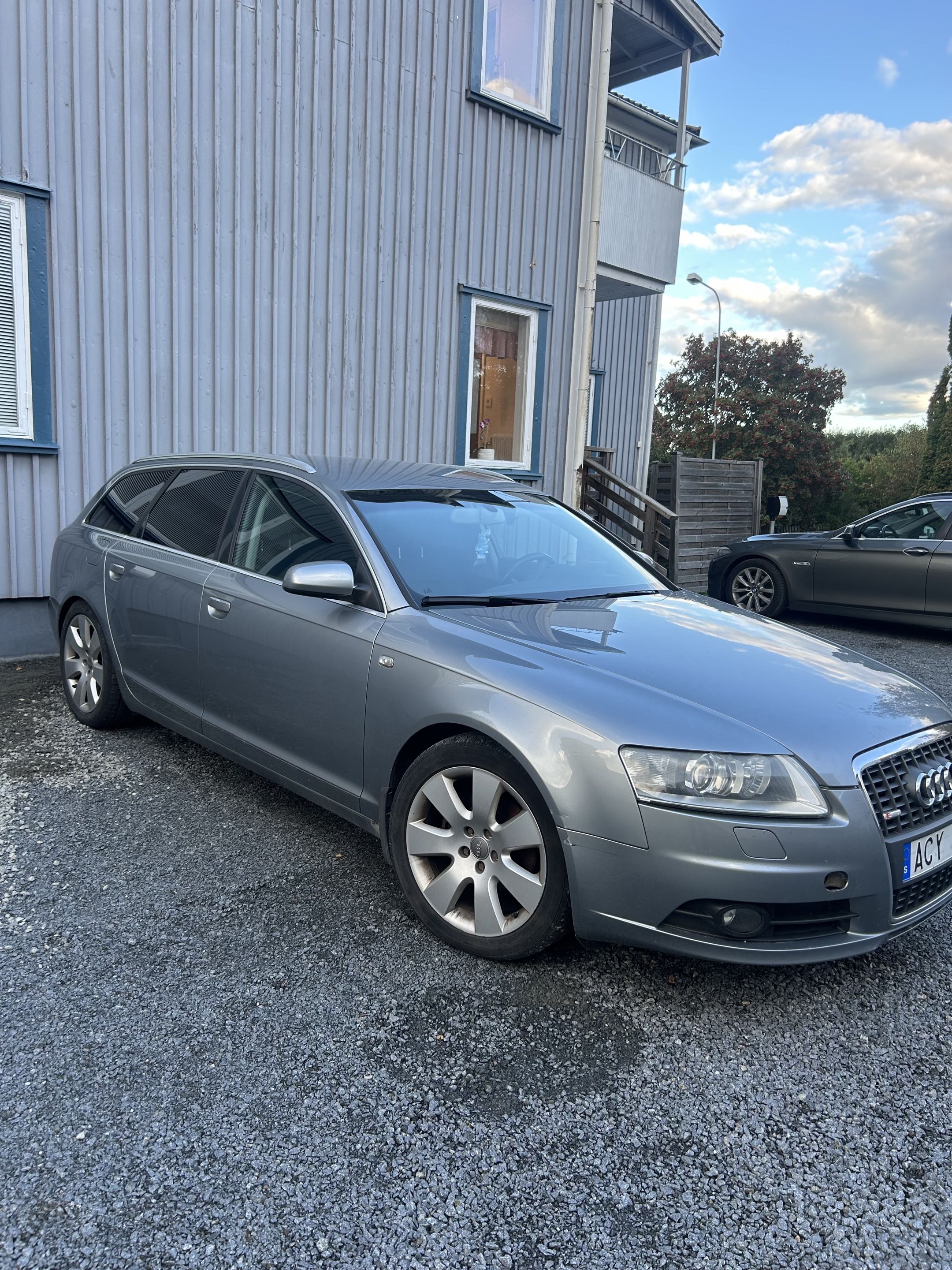 Audi A6 Avant 2.0 TDI Multitronic 2008, bild 2/3