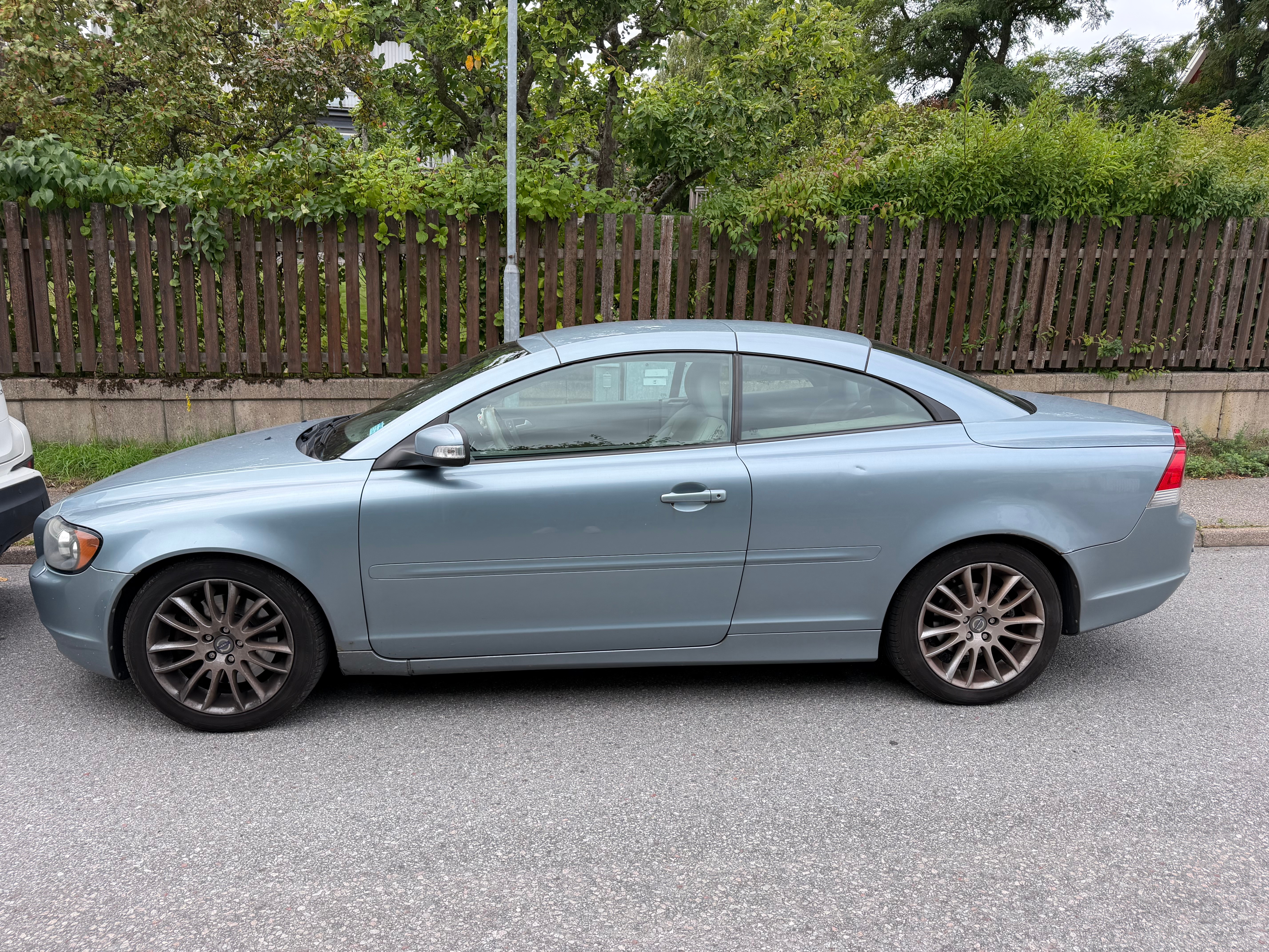 Volvo C70 2.4 Geartronic 2008, photo 3/3