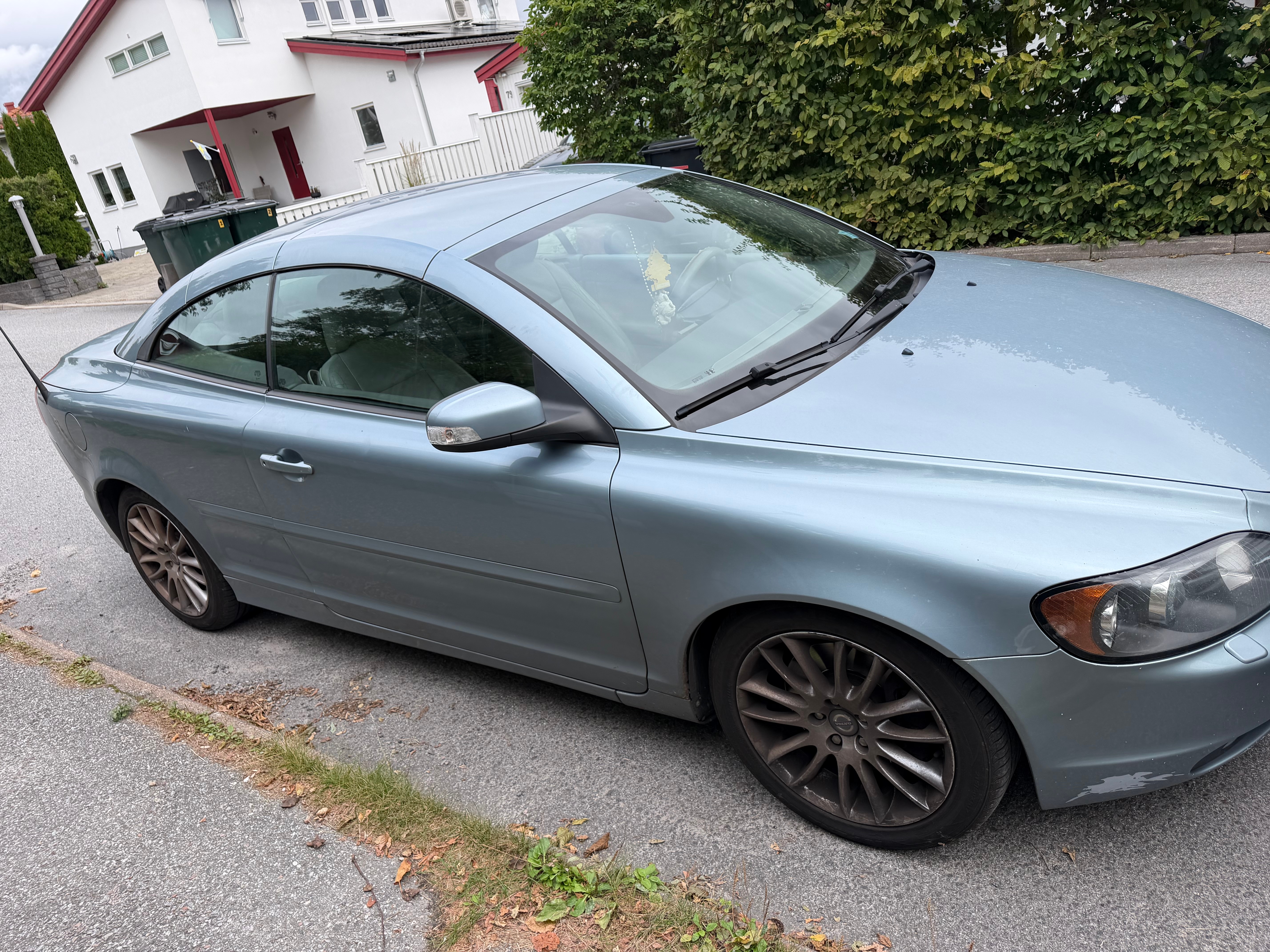 Volvo C70 2.4 Geartronic 2008, photo 2/3