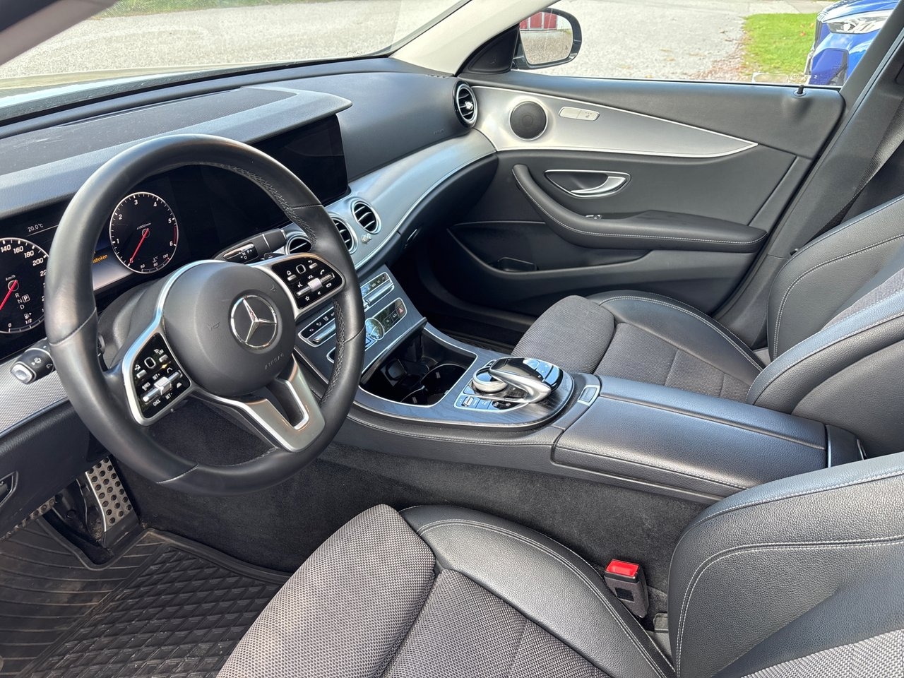 Mercedes-Benz E 2020, bild 6/10