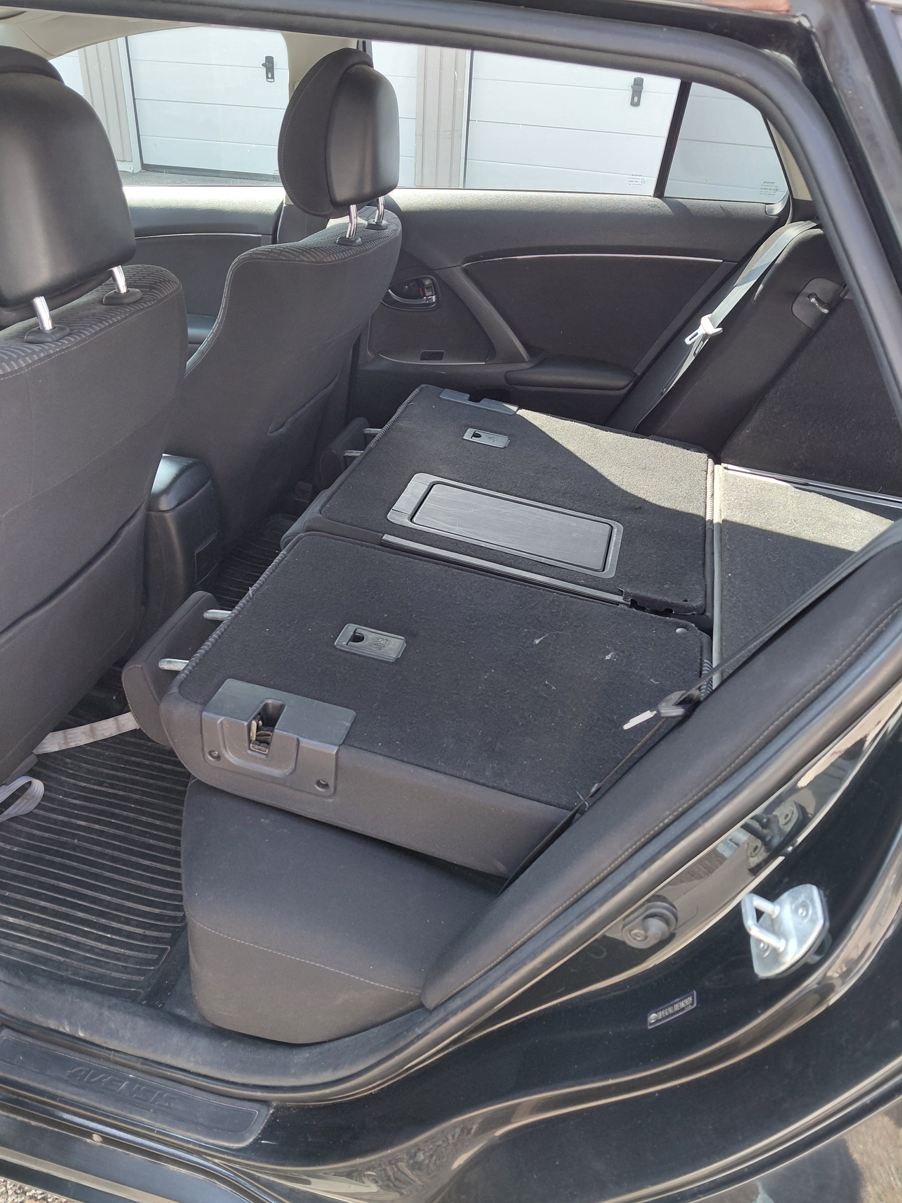 Toyota Avensis 2011, bild 5/10