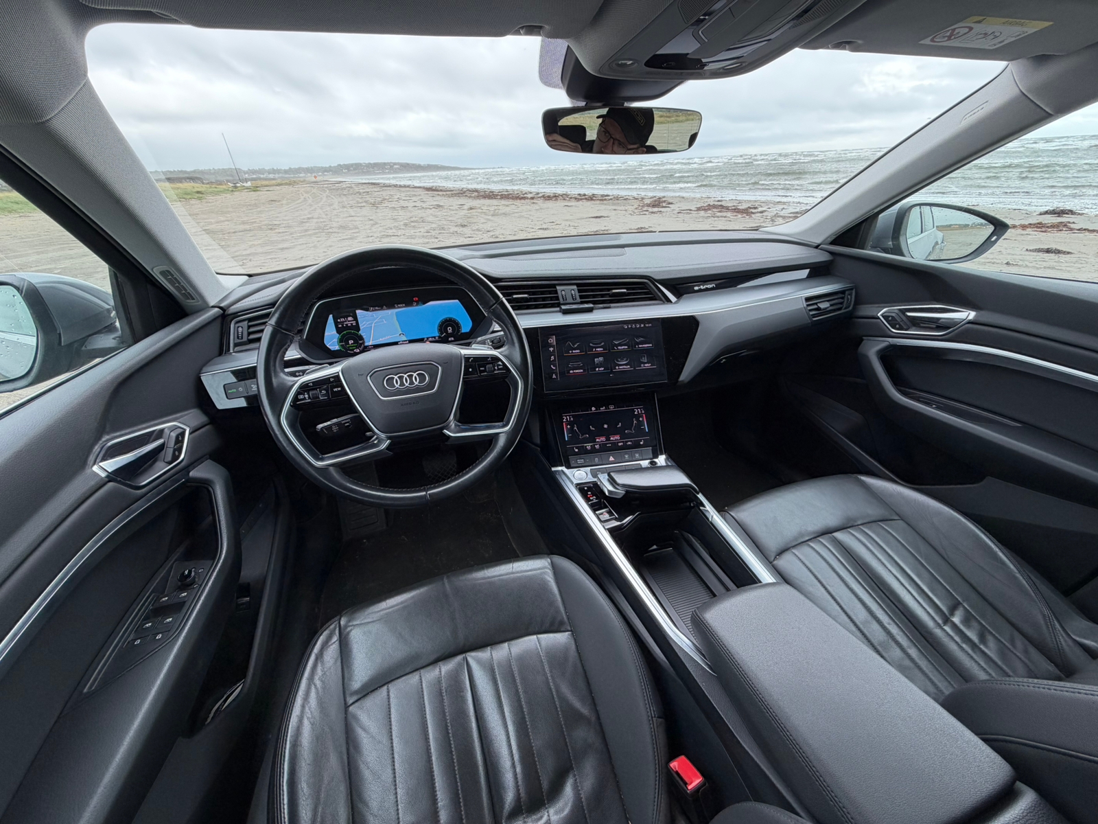 Audi e-tron 55 quattro 2019, photo 4/4