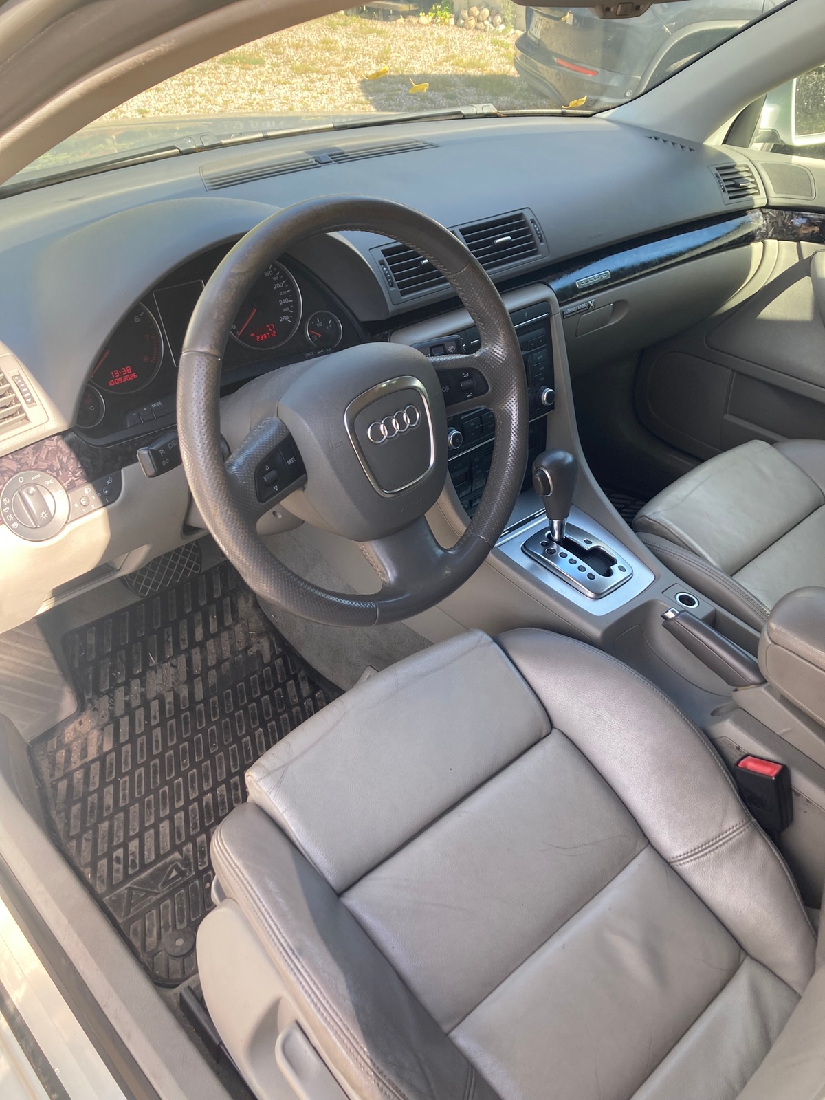Audi A4 Sedan 2.0 TFSI quattro TipTronic 2007, bild 6/10